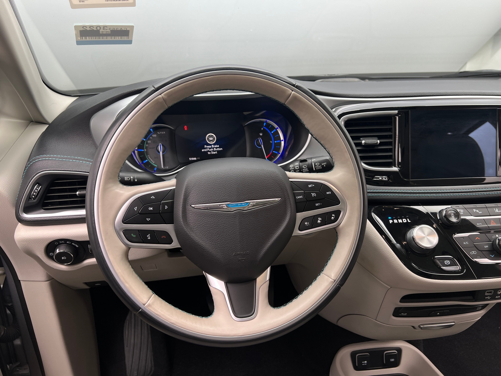 Thumbnail: 2018 Chrysler Pacifica - 4