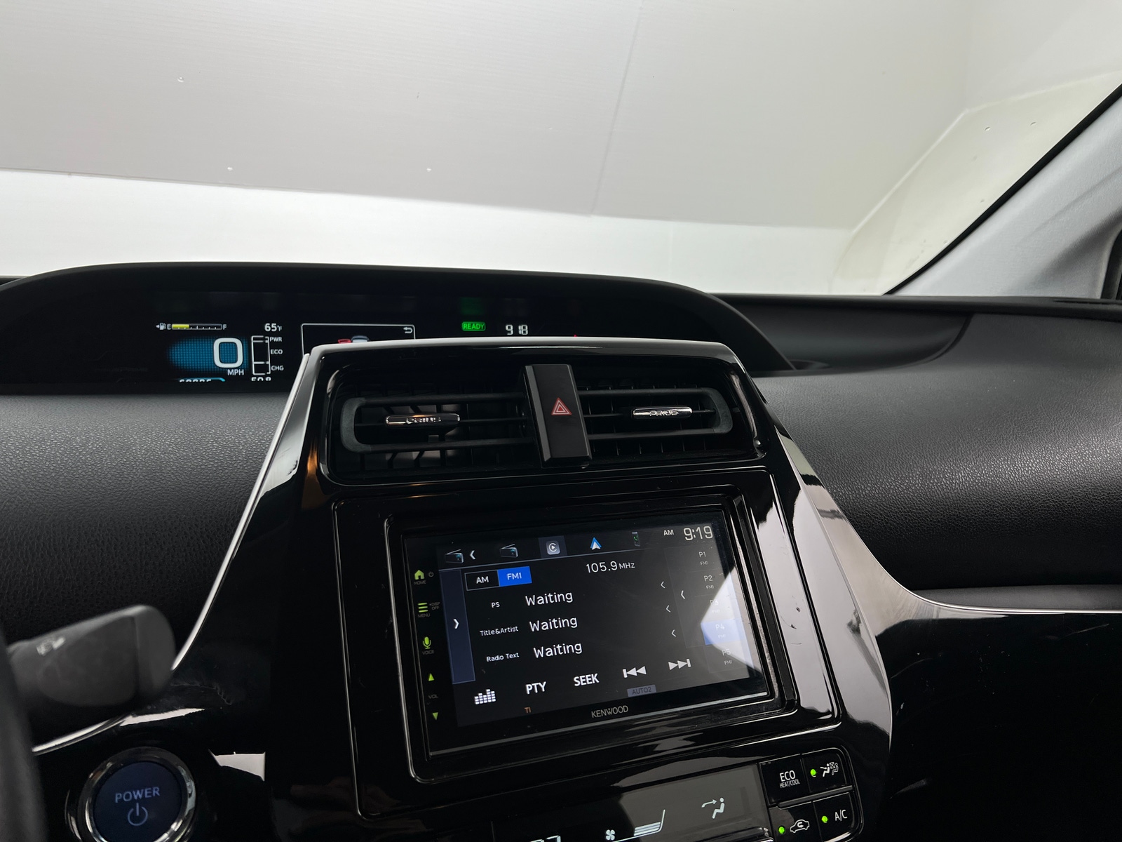 Thumbnail: 2017 Toyota Prius Prime - 4