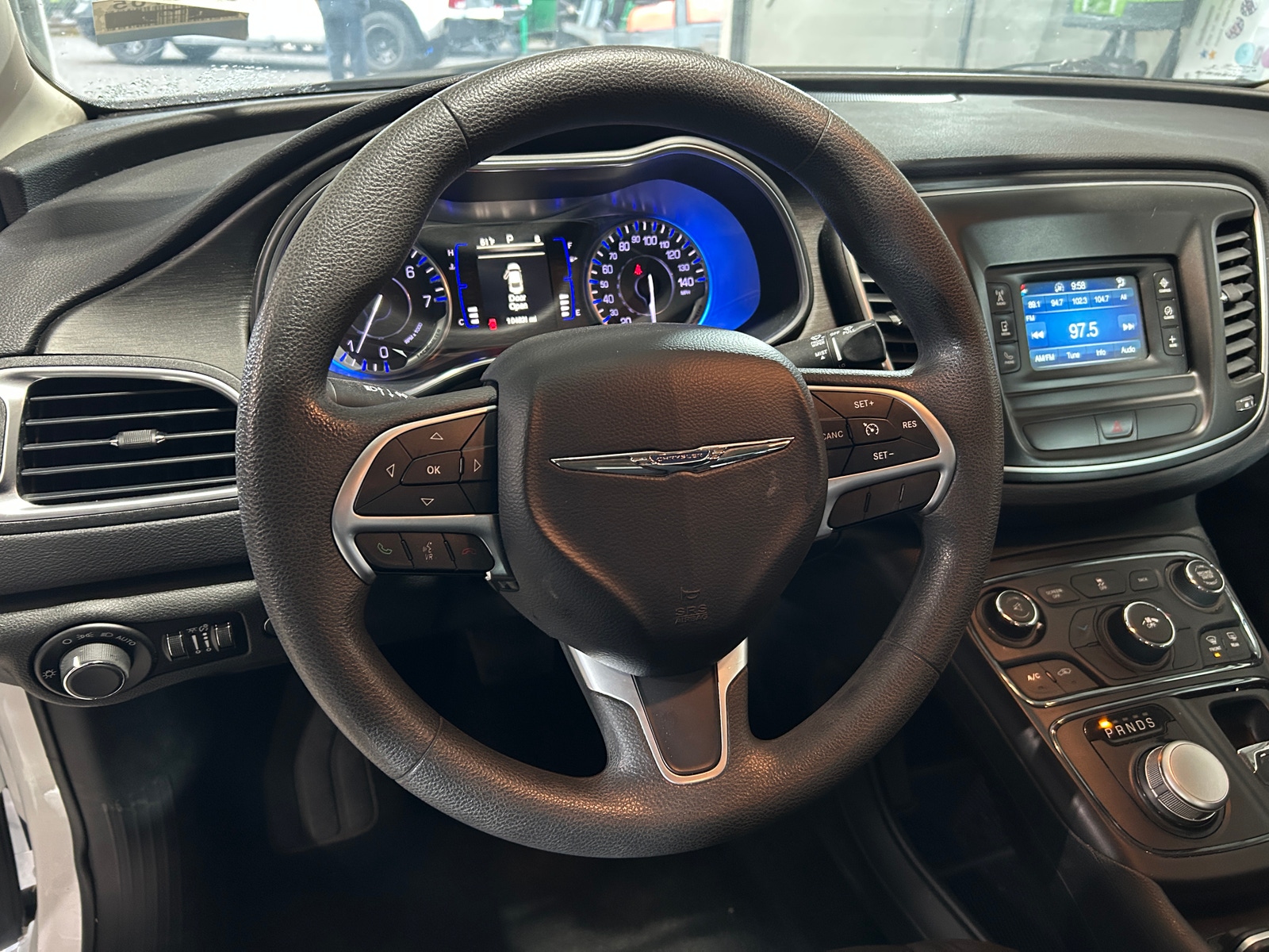 Thumbnail: 2015 Chrysler 200 - 5