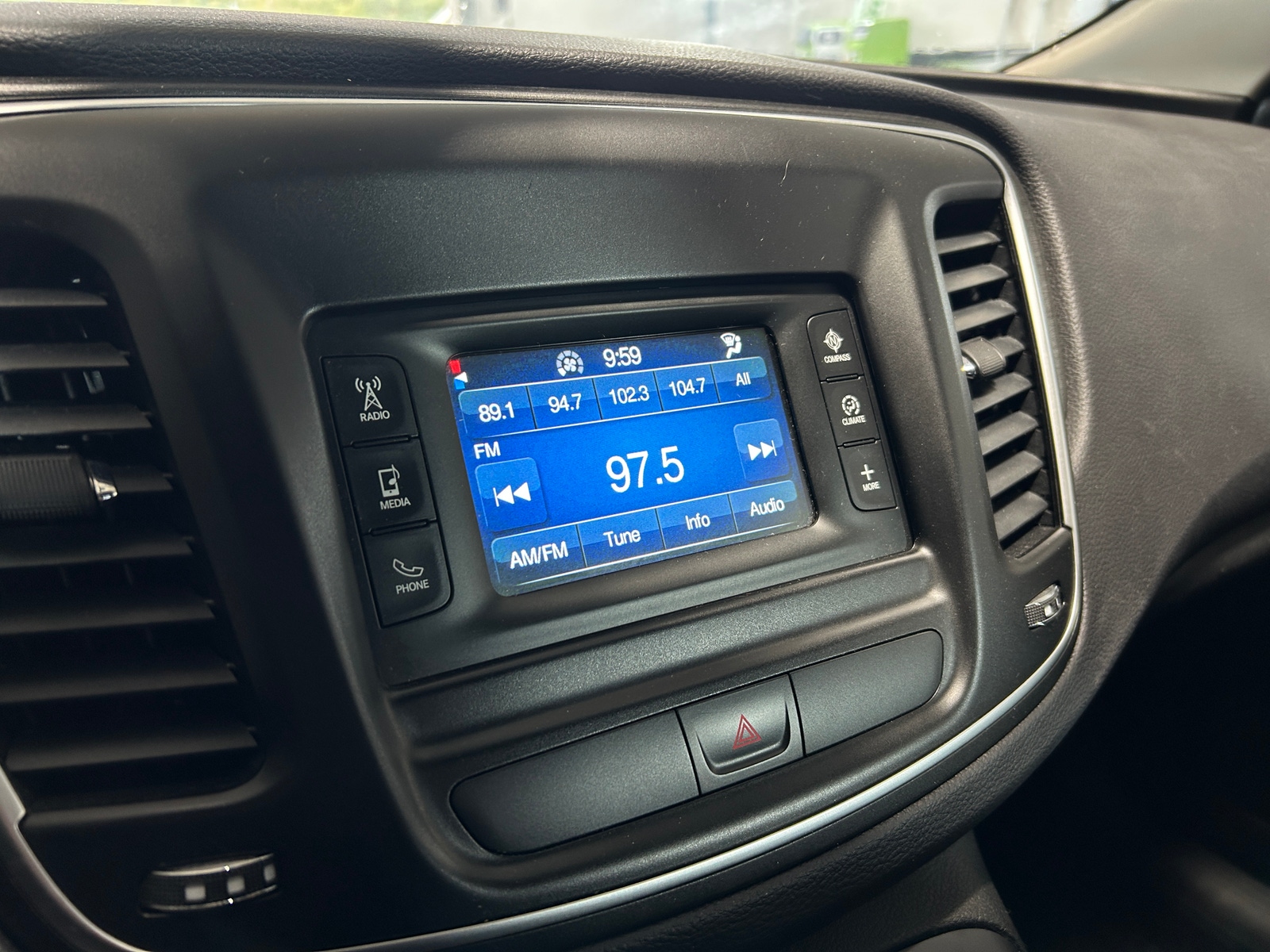 Thumbnail: 2015 Chrysler 200 - 4