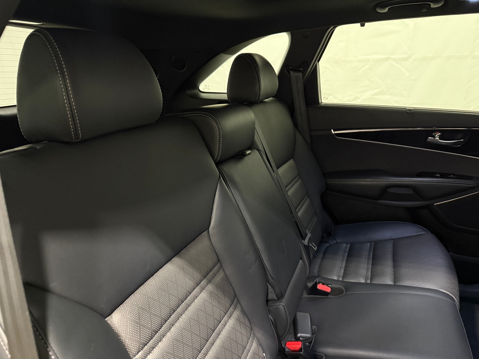 Thumbnail: 2017 Kia Sorento - 5