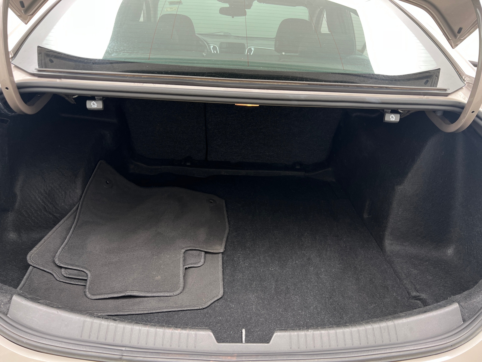 Thumbnail: 2023 Chevrolet Malibu - 7