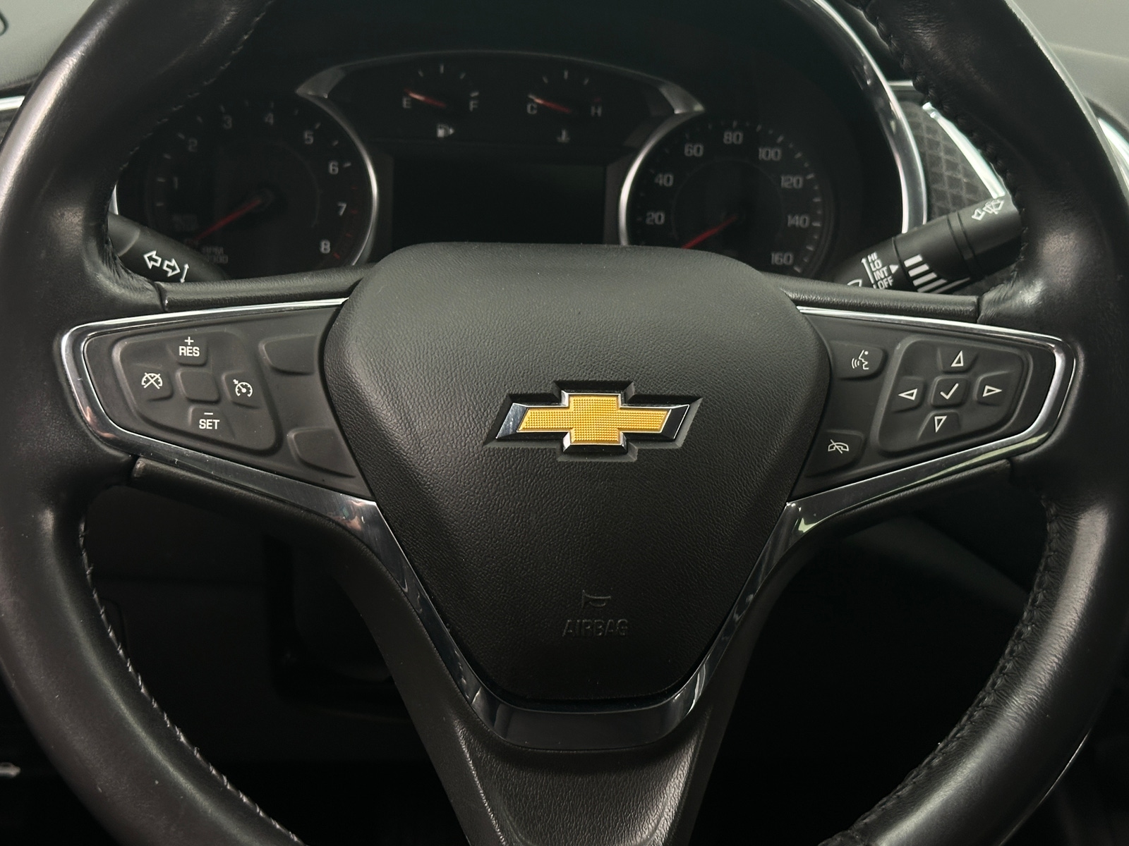 Thumbnail: 2018 Chevrolet Malibu - 5