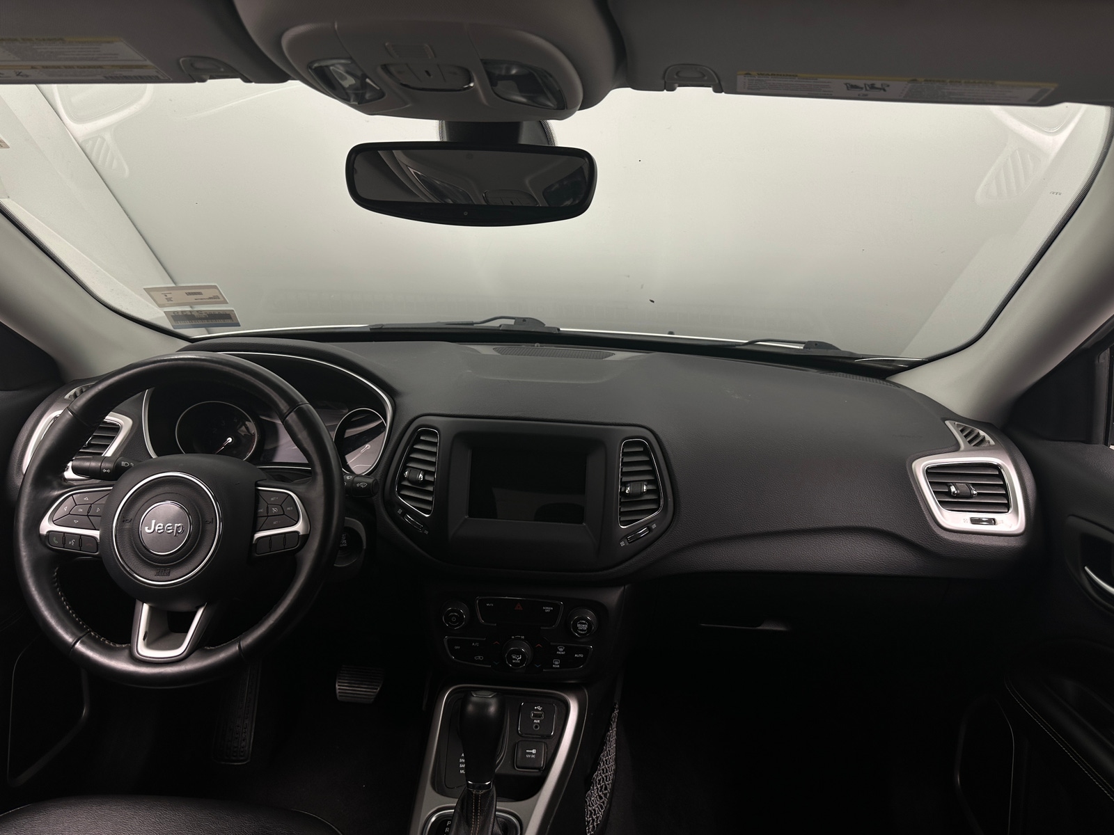 Thumbnail: 2018 Jeep Compass - 3