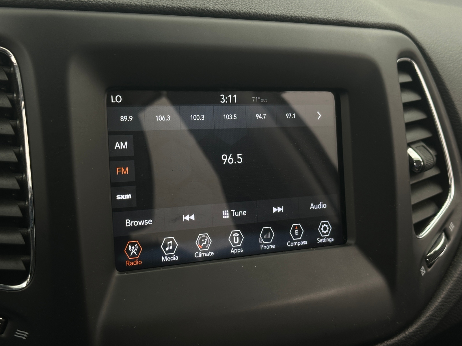 Thumbnail: 2018 Jeep Compass - 4