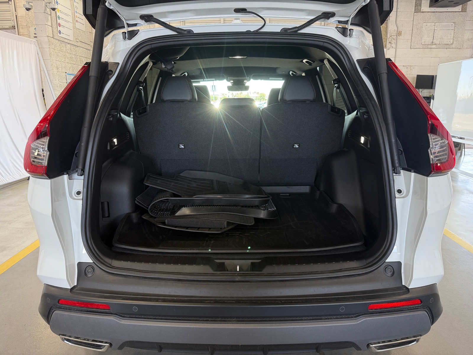 Thumbnail: 2023 Honda CR-V - 6