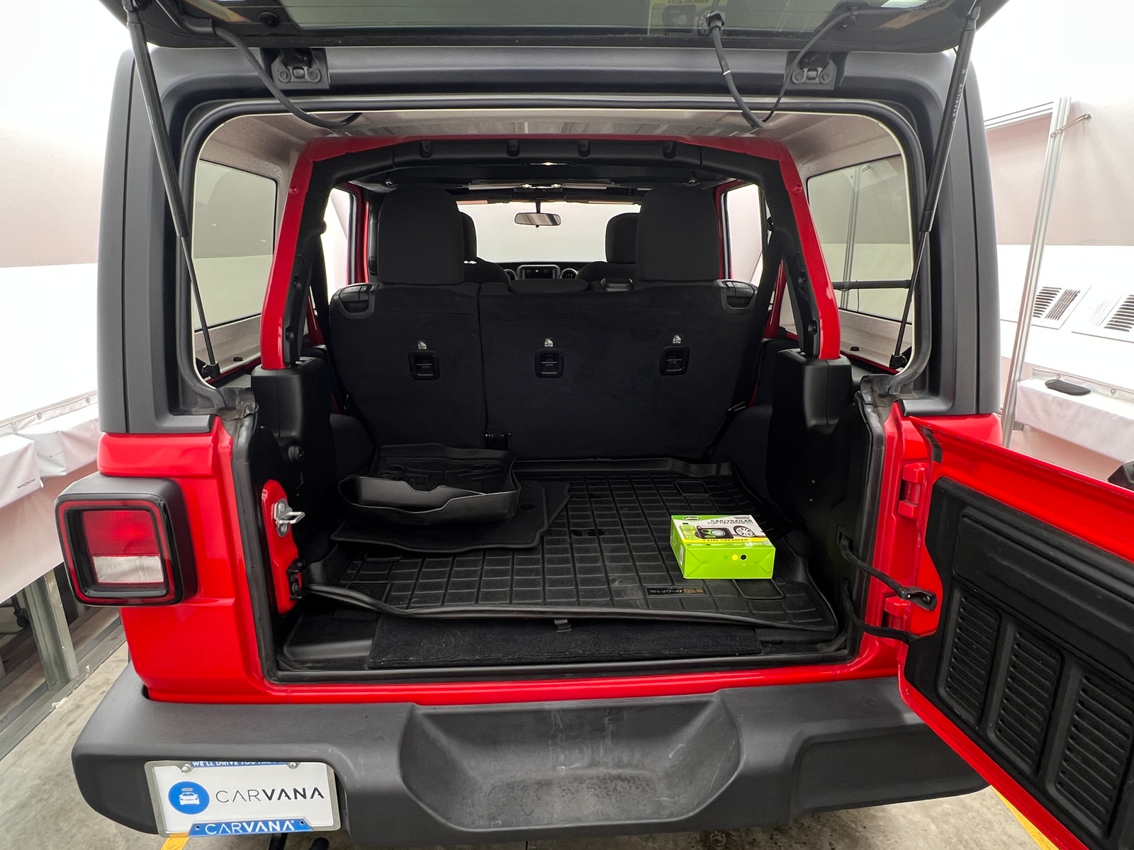 Thumbnail: 2019 Jeep Wrangler - 7