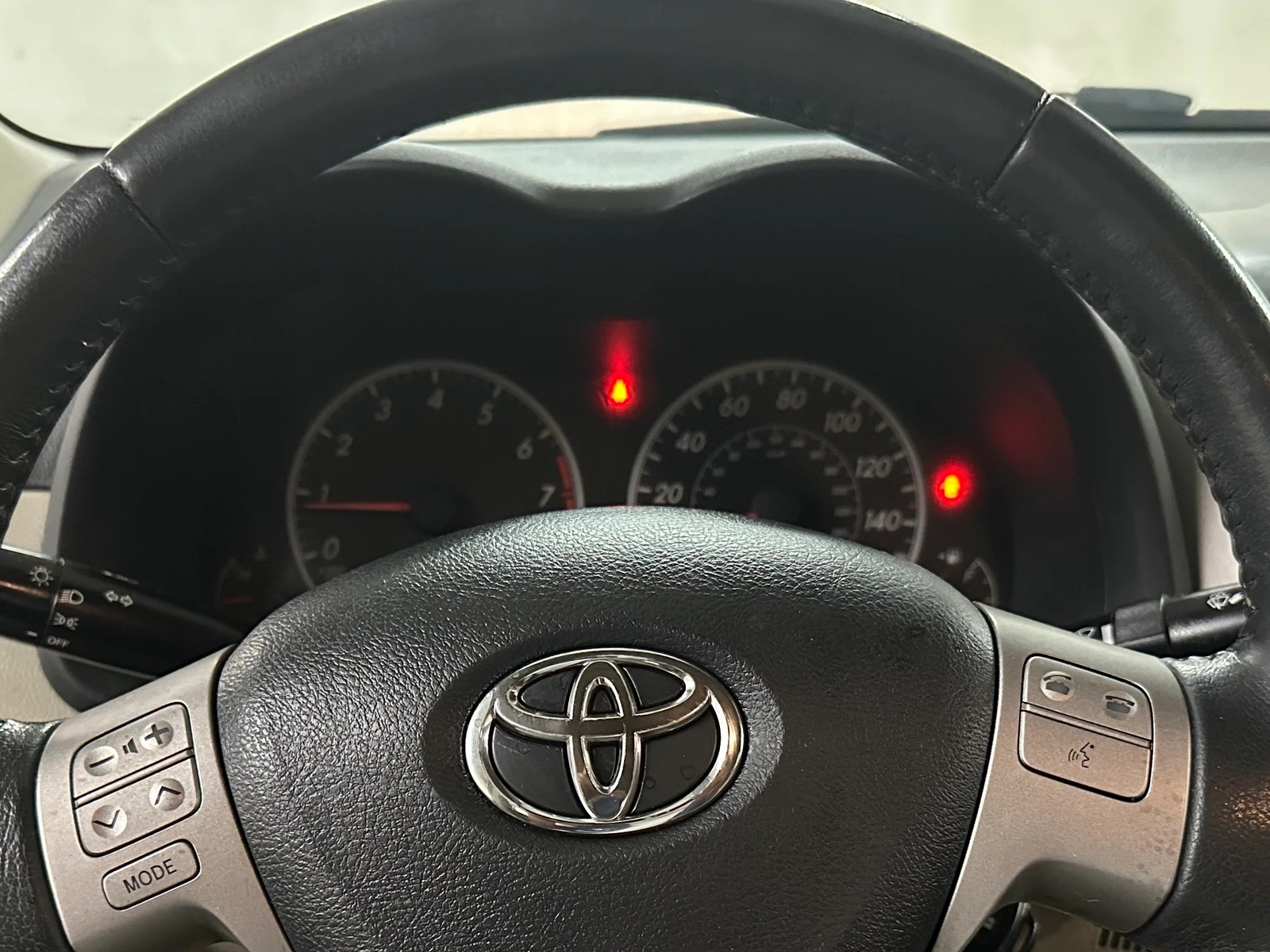 Thumbnail: 2013 Toyota Corolla - 4