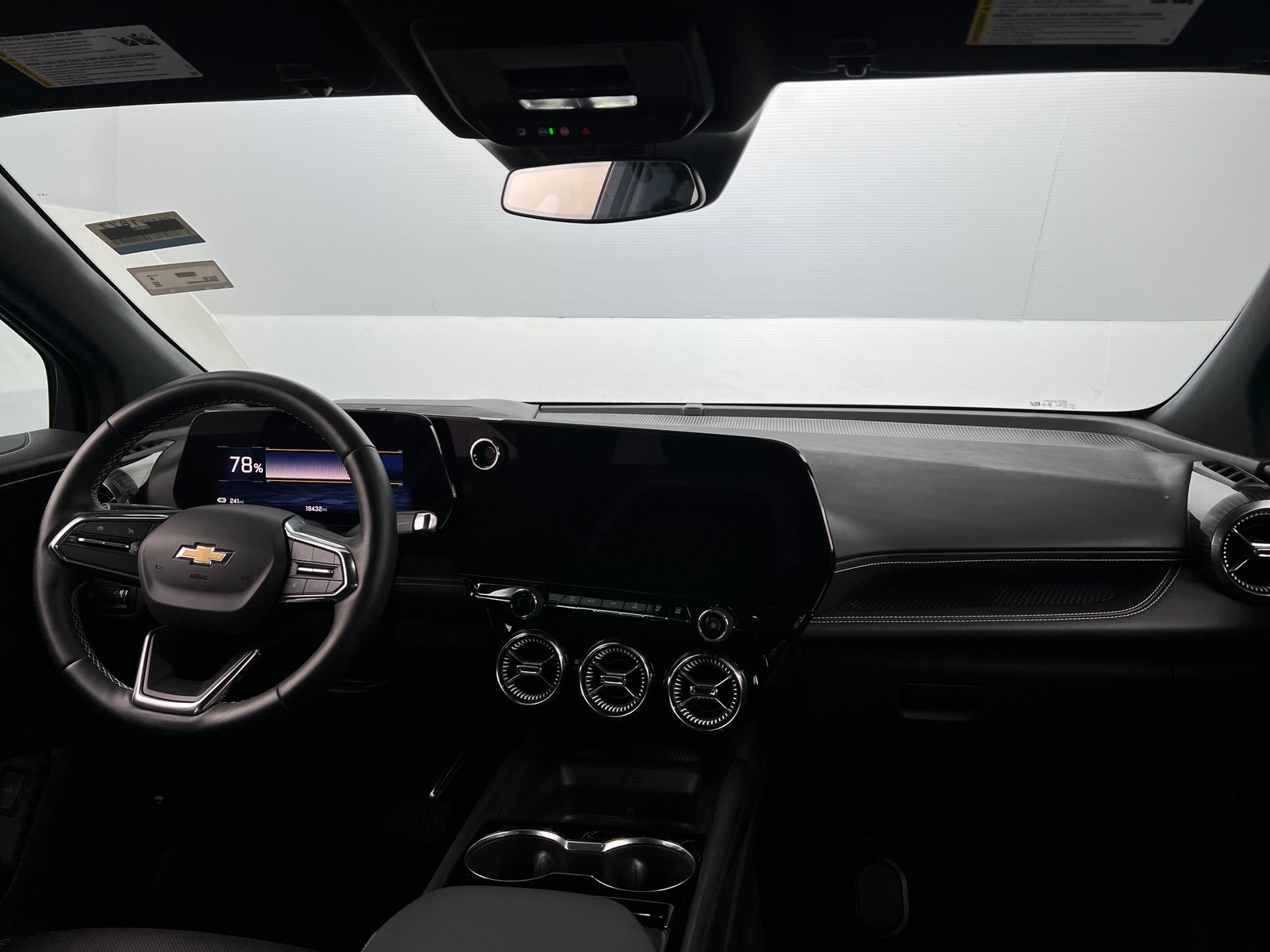 Thumbnail: 2024 Chevrolet Blazer EV - 3