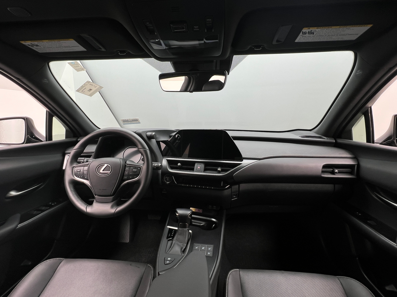 Thumbnail: 2024 Lexus UX - 2