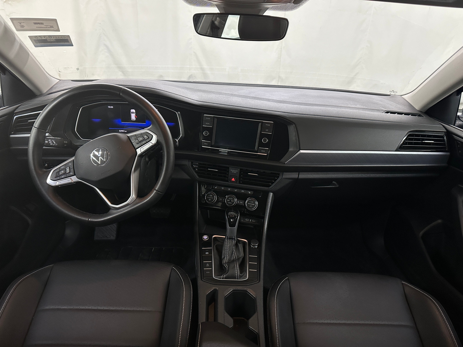 Thumbnail: 2024 Volkswagen Jetta - 2