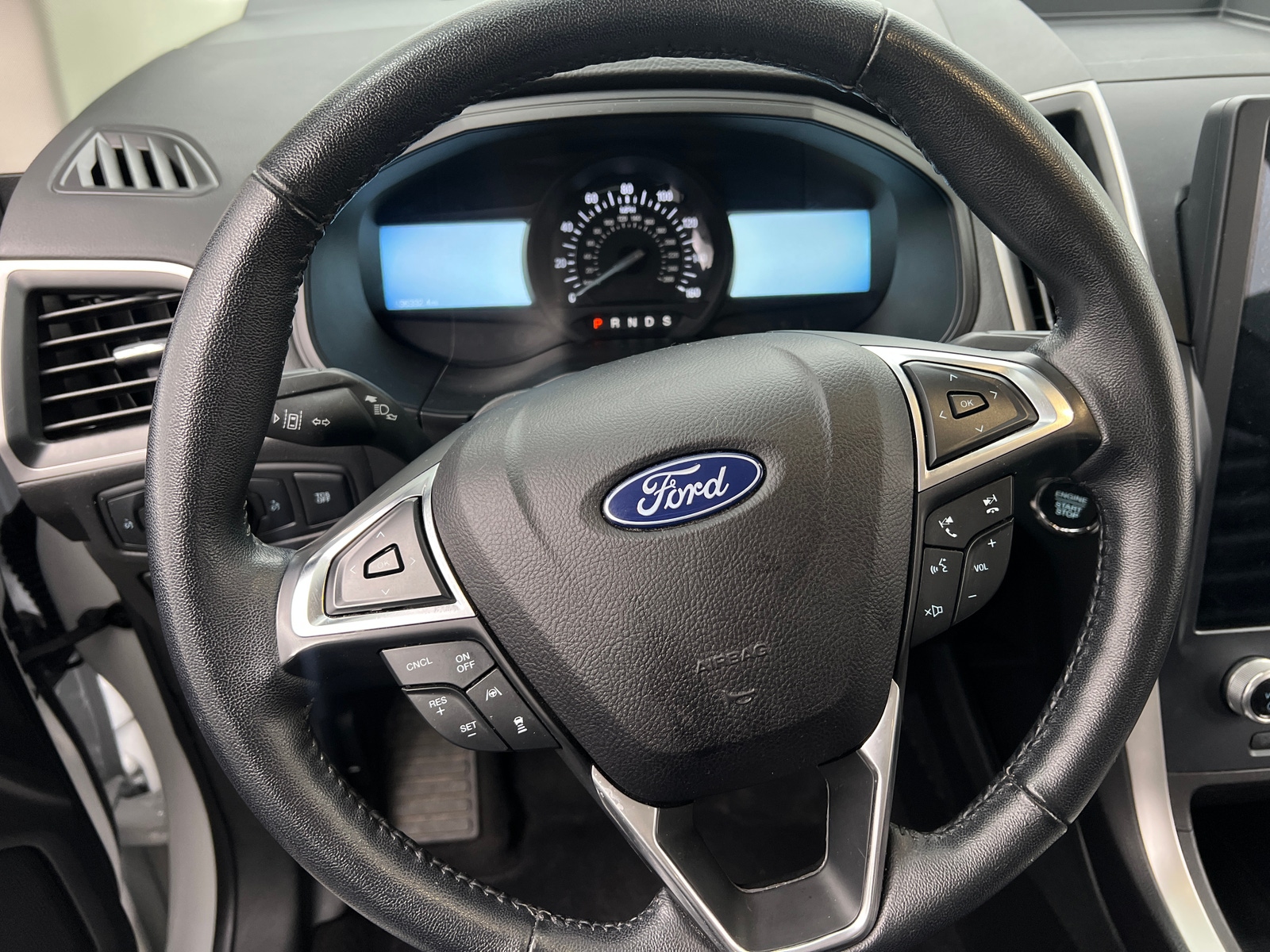 Thumbnail: 2023 Ford Edge - 4