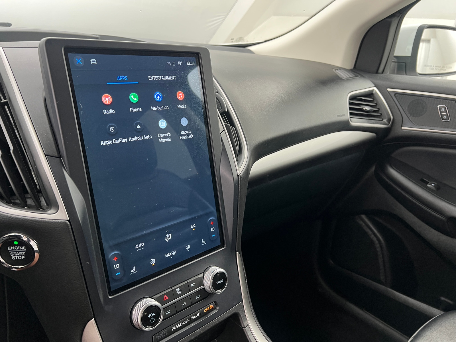 Thumbnail: 2023 Ford Edge - 3