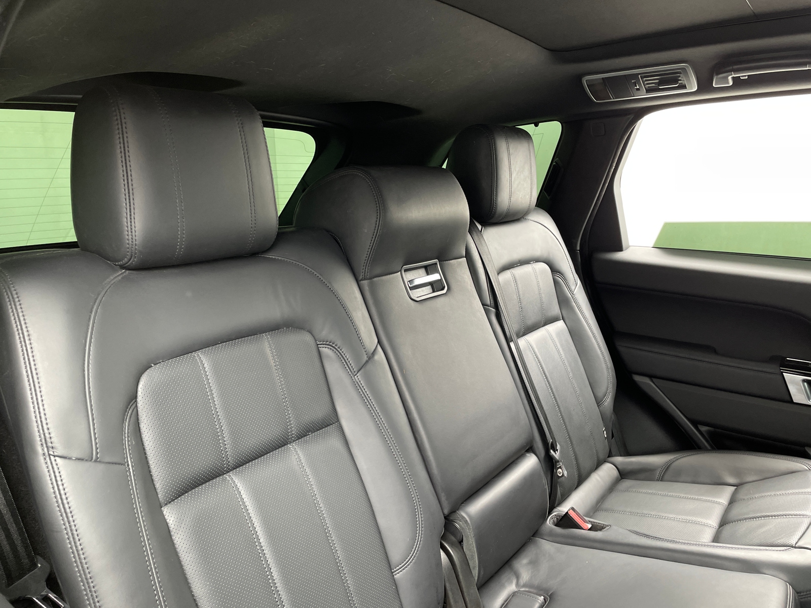 Thumbnail: 2022 Land Rover Range Rover Sport - 5