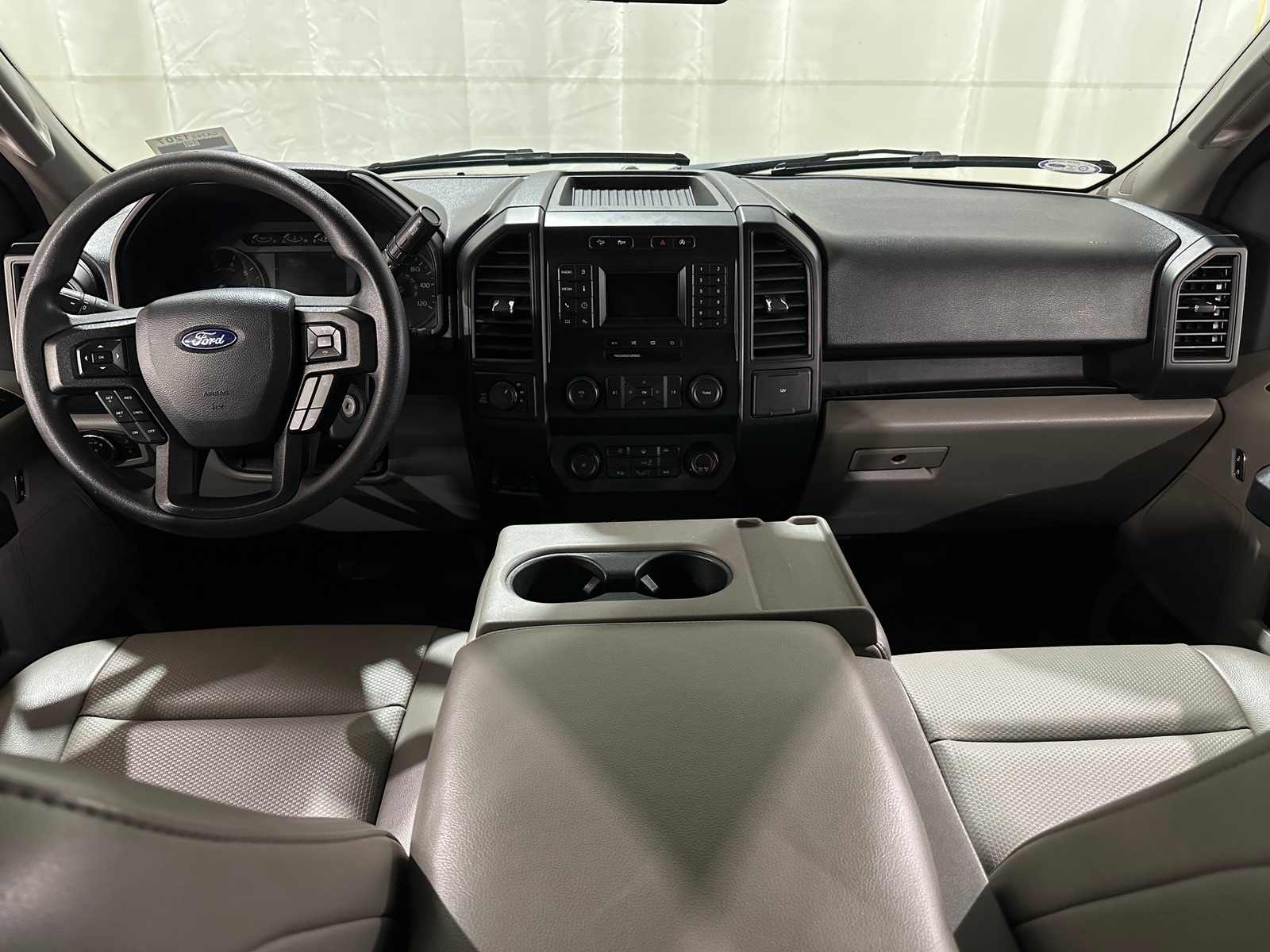 Thumbnail: 2020 Ford Econoline - 3