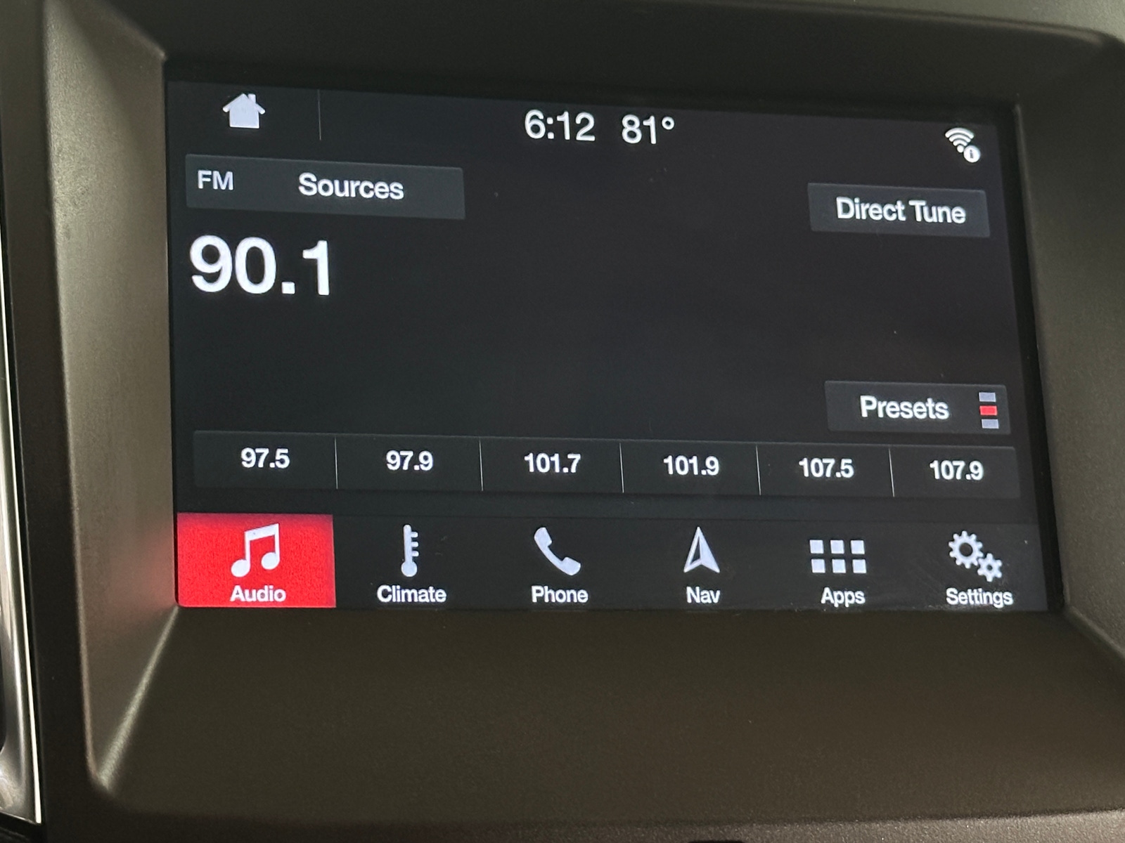 Thumbnail: 2019 Ford Edge - 3