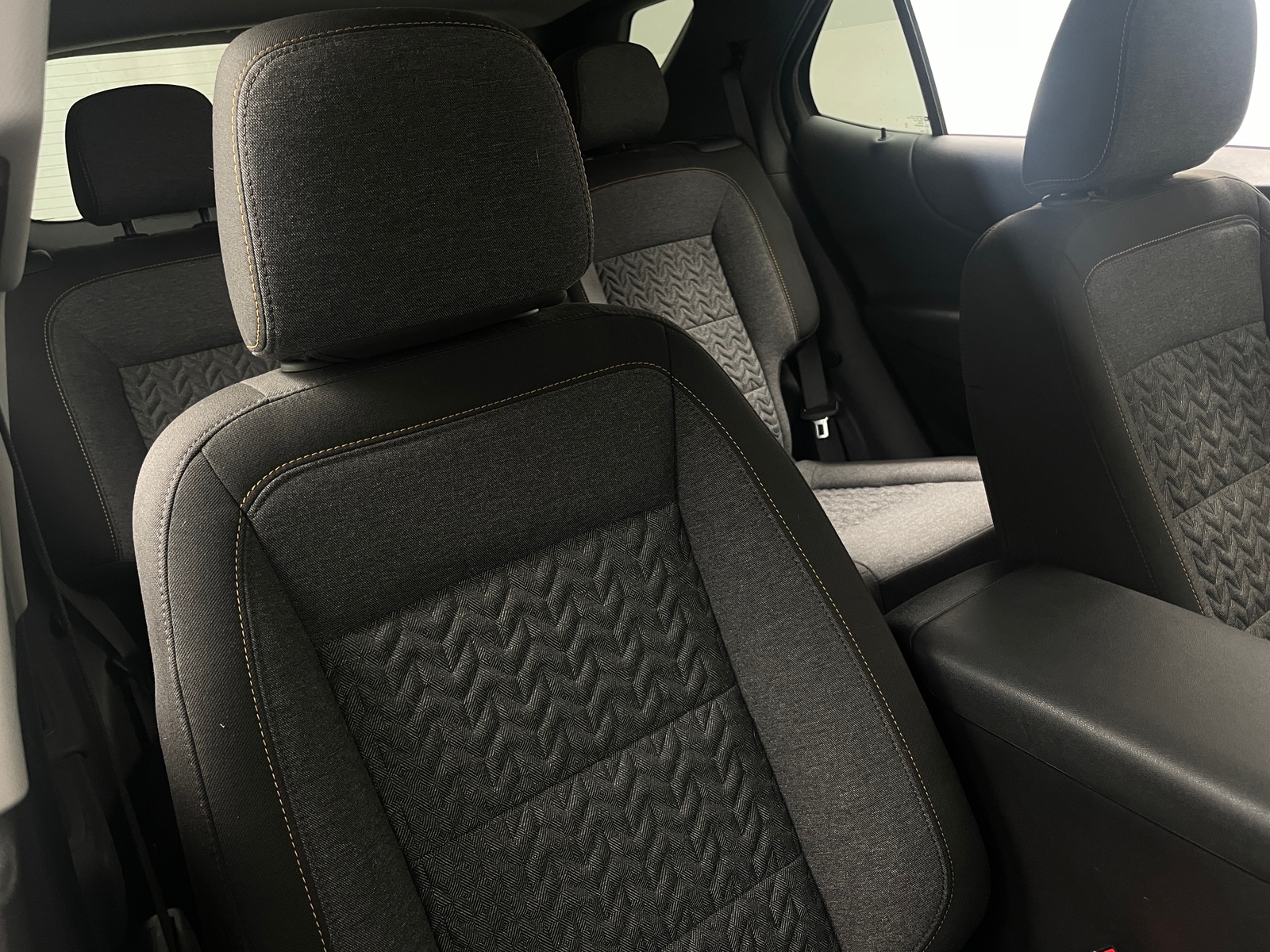 Thumbnail: 2022 Chevrolet Equinox - 2