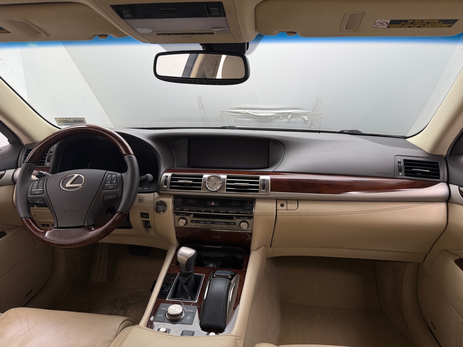 Thumbnail: 2016 Lexus LS - 2