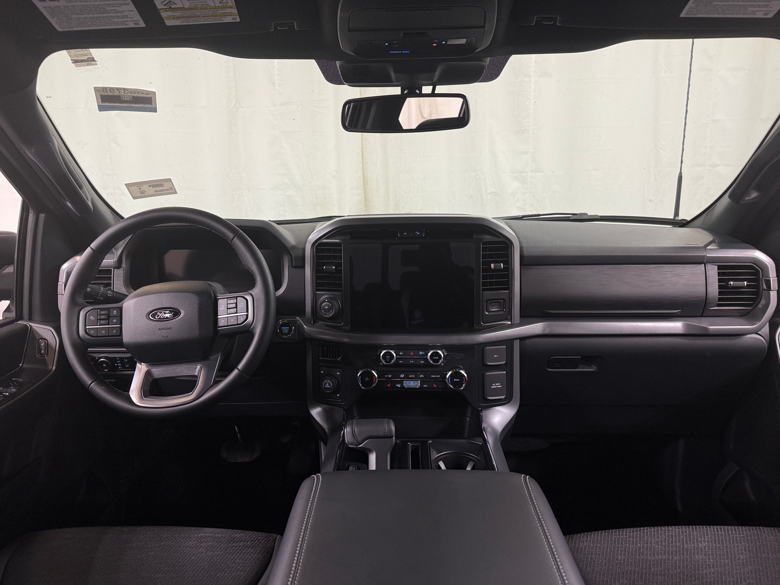 Thumbnail: 2025 Ford Econoline - 3