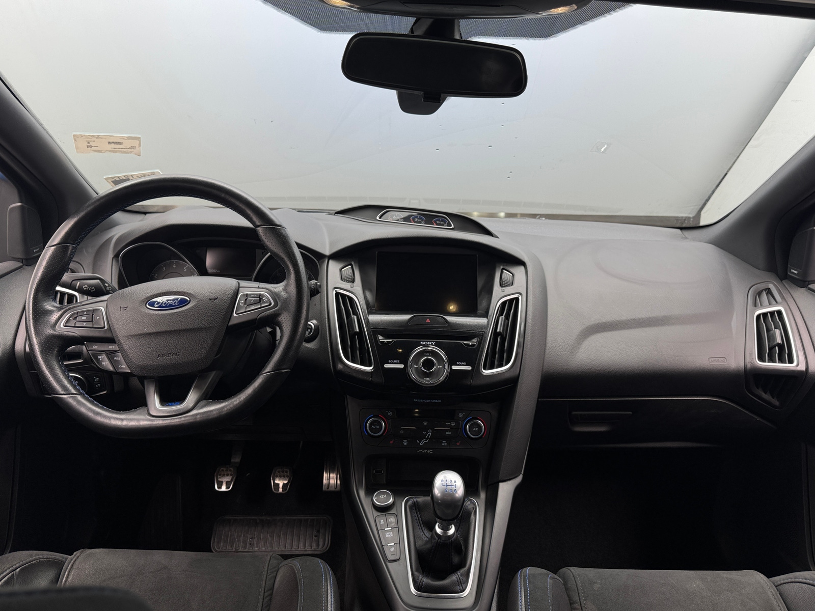 Thumbnail: 2016 Ford Focus - 2