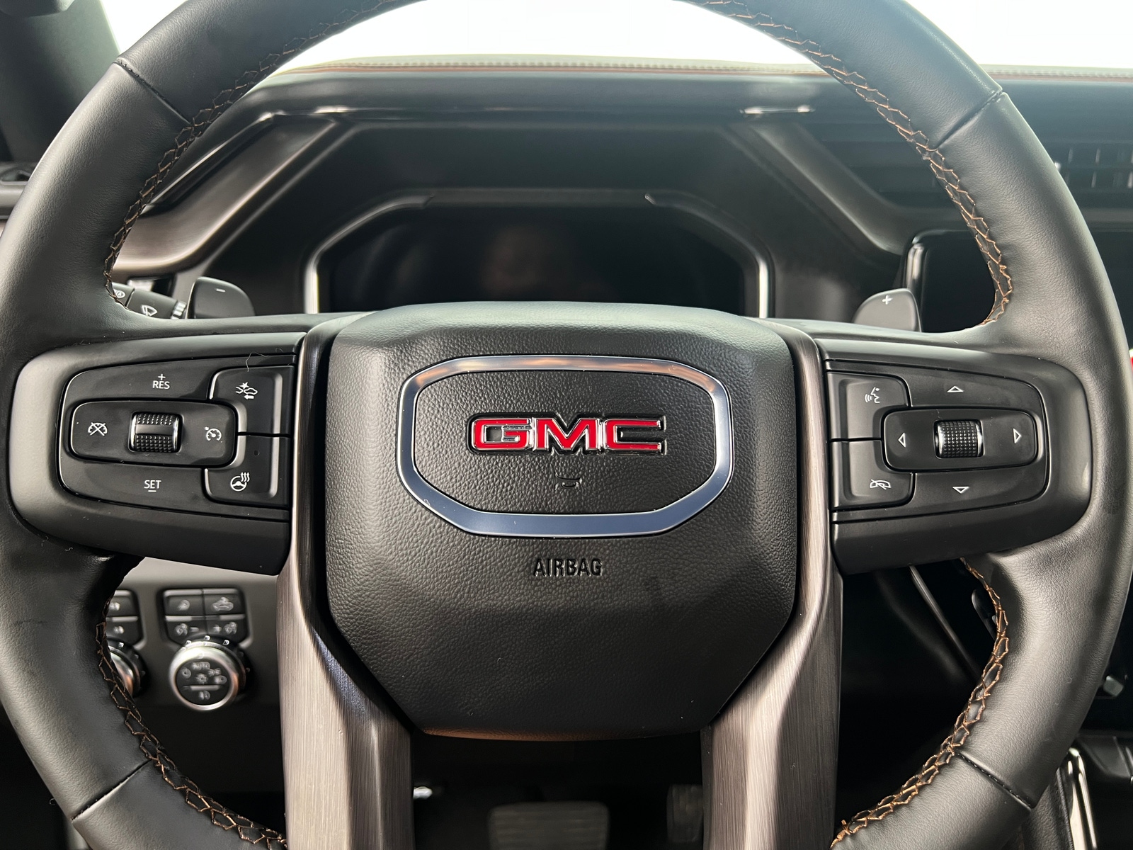 Thumbnail: 2025 GMC Sierra 1500 - 4