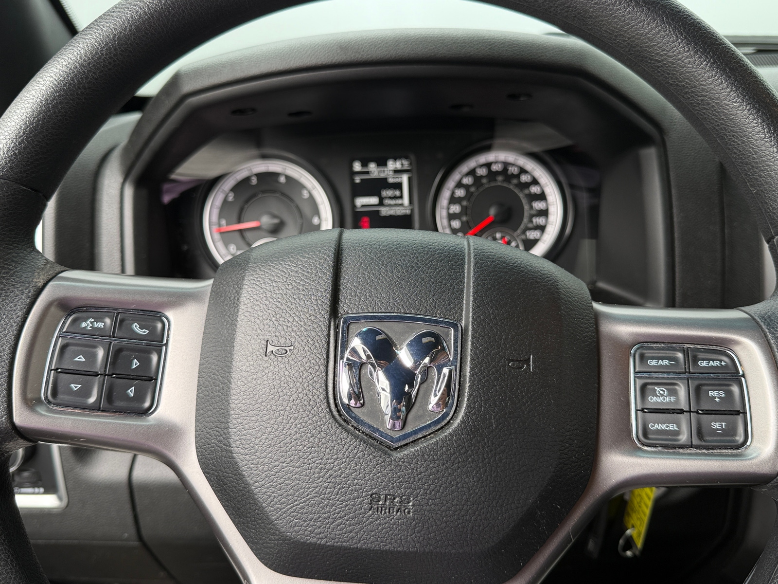 Thumbnail: 2022 RAM 1500 Classic - 5