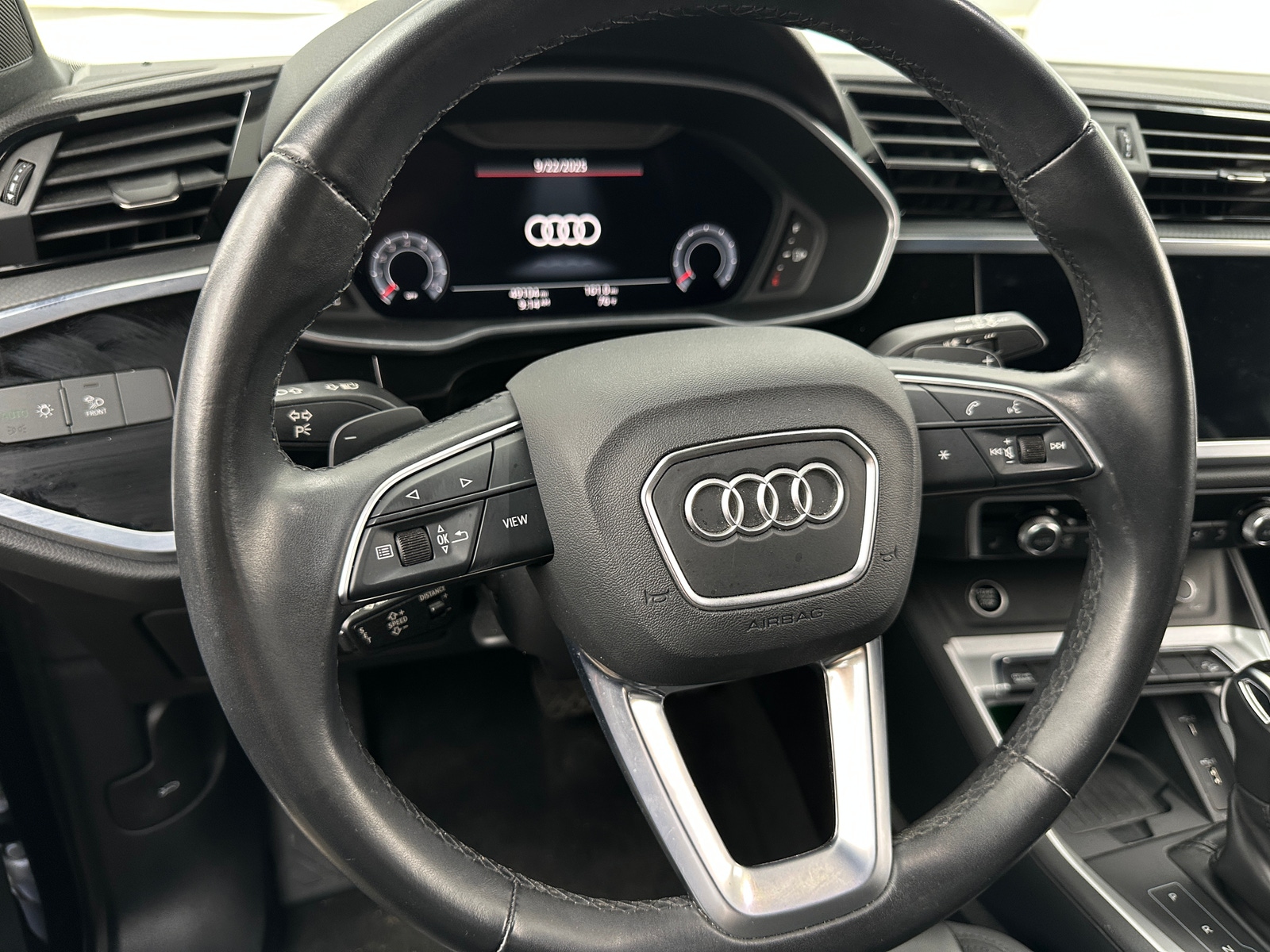 Thumbnail: 2021 Audi Q3 - 4