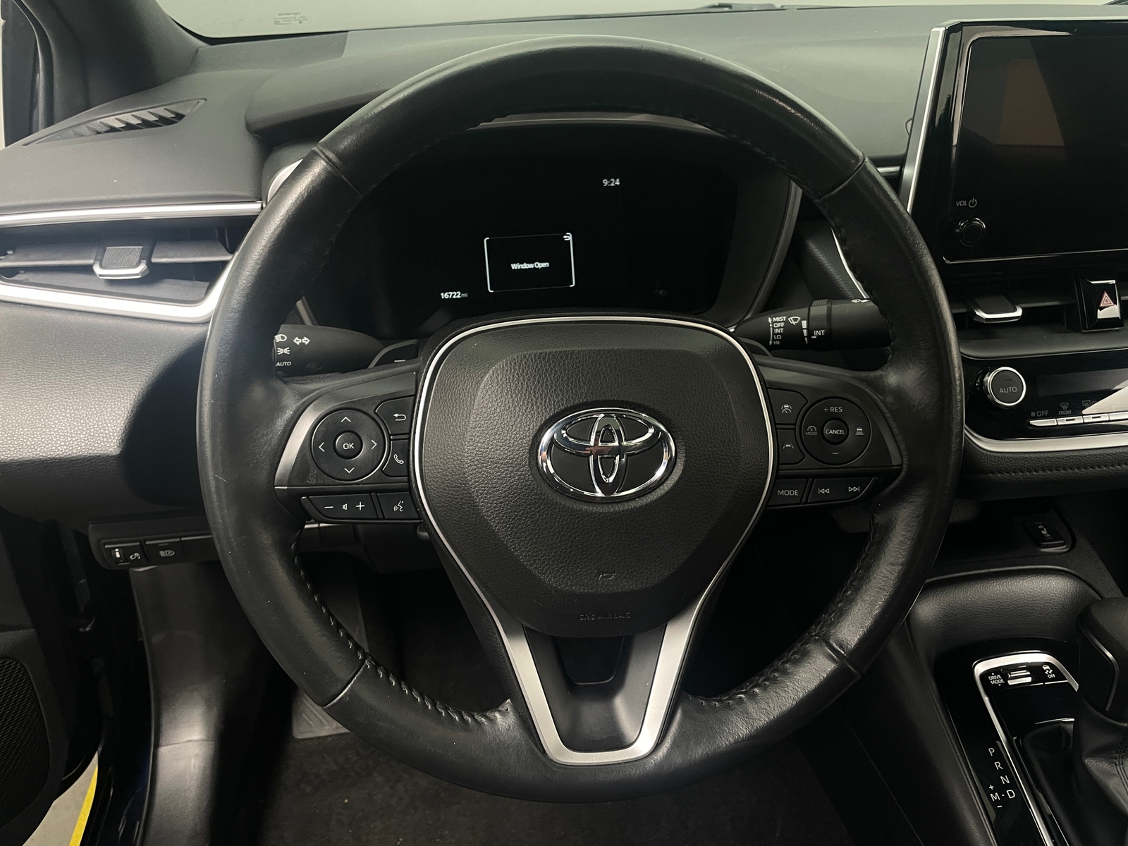 Thumbnail: 2023 Toyota Corolla - 4