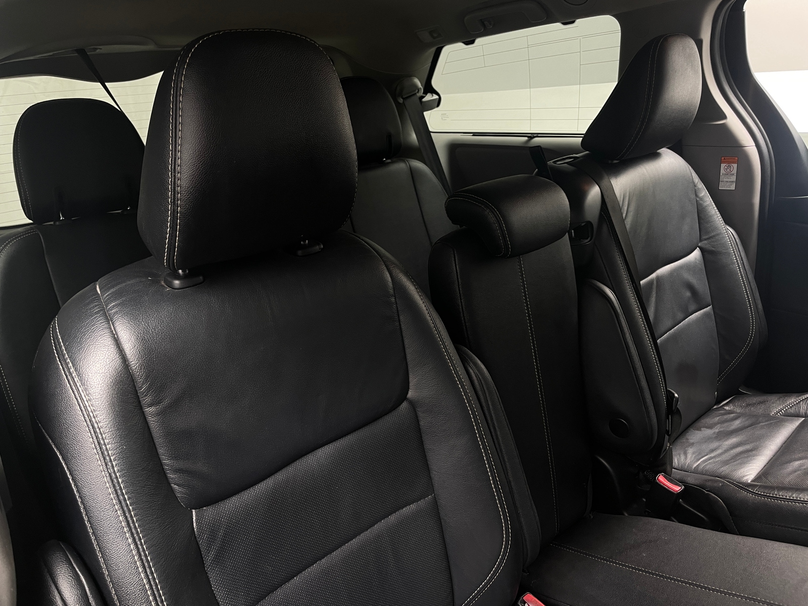 Thumbnail: 2018 Toyota Sienna - 5