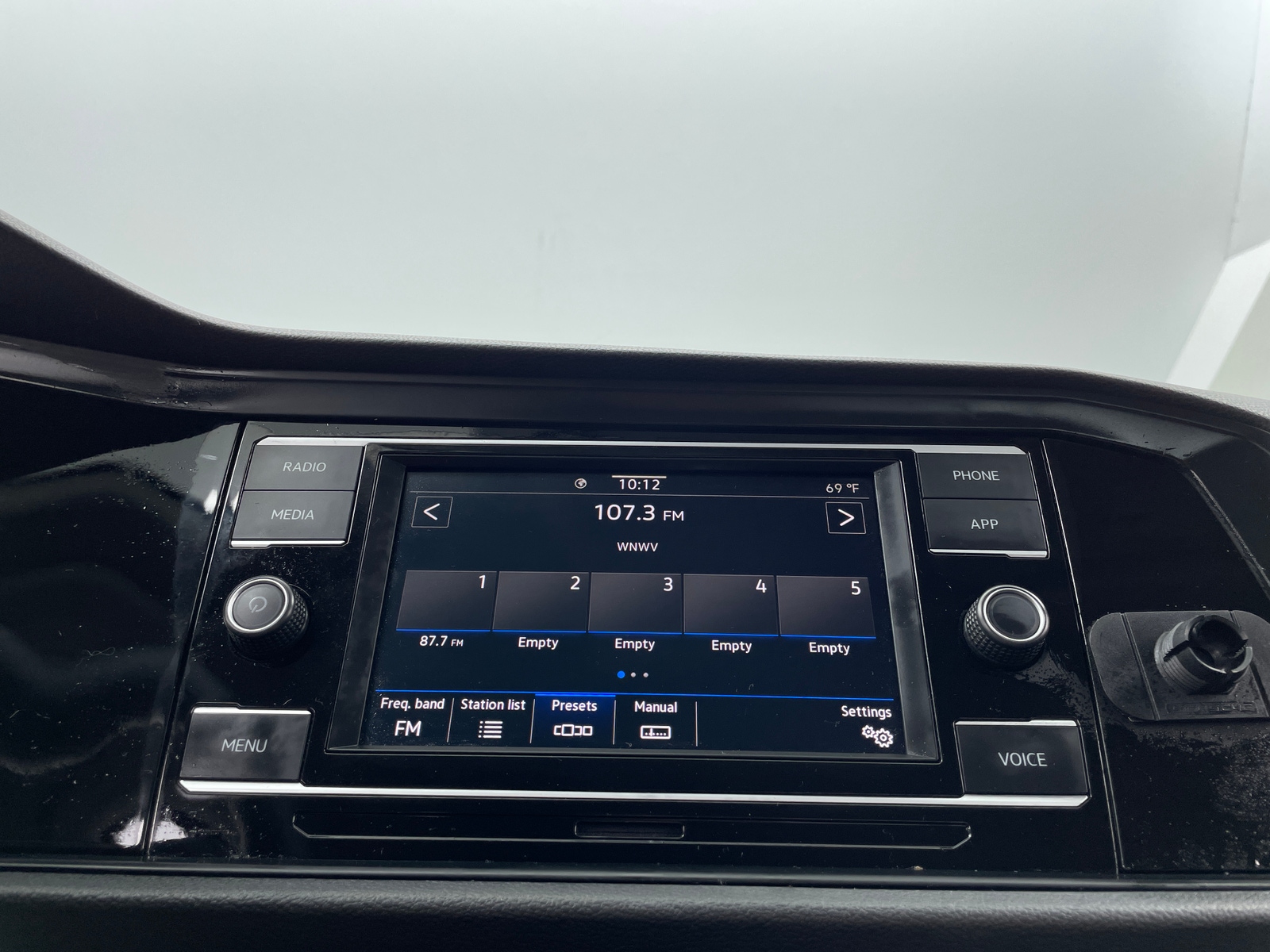 Thumbnail: 2021 Volkswagen Jetta - 4