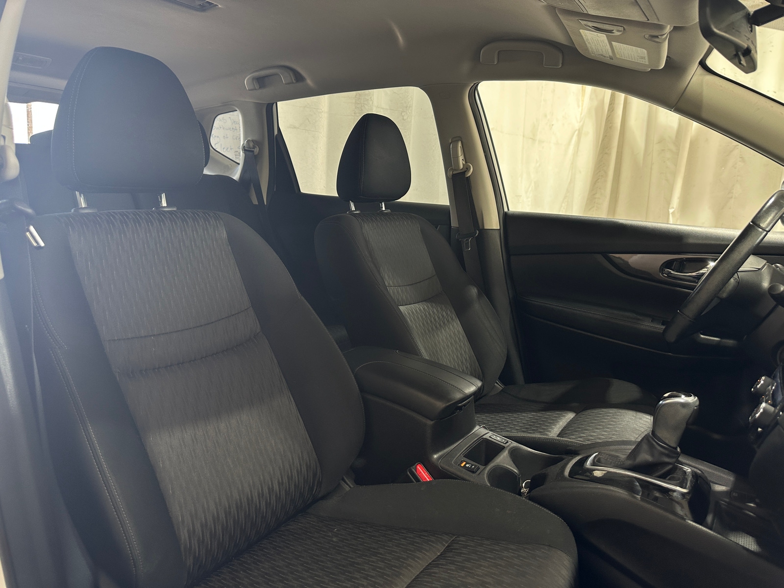 Thumbnail: 2020 Nissan Rogue - 2