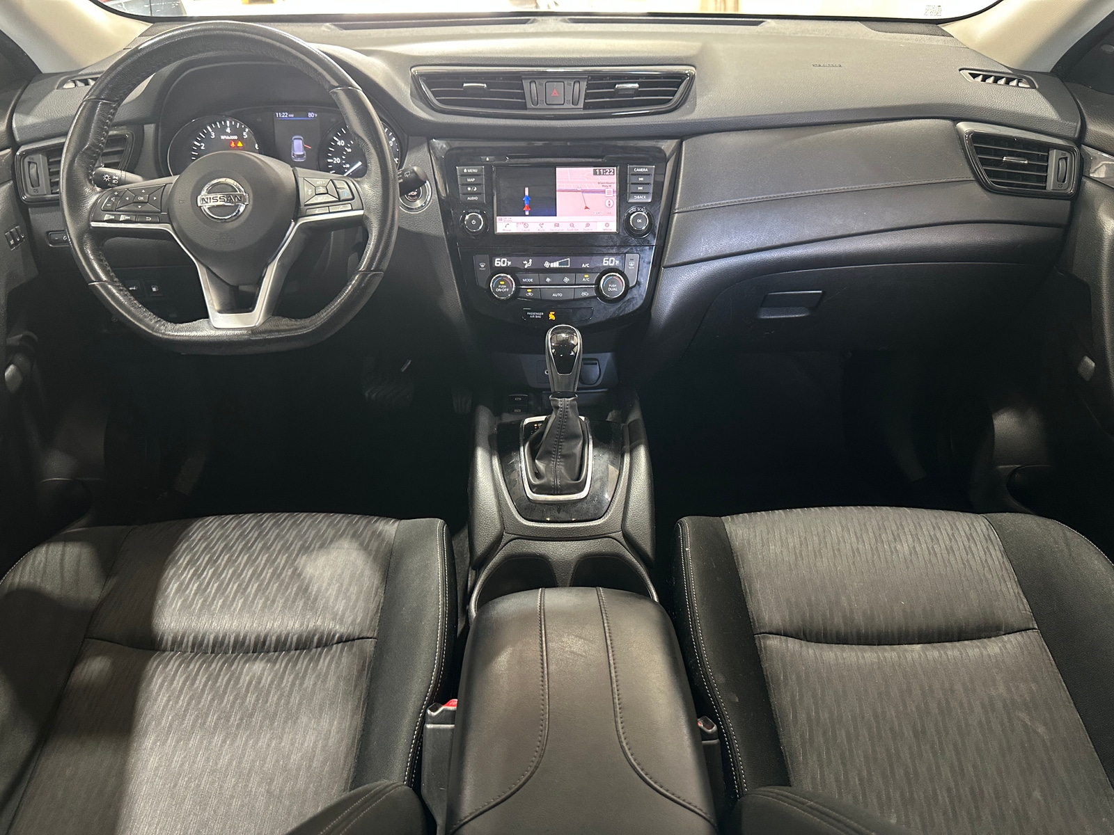 Thumbnail: 2020 Nissan Rogue - 3