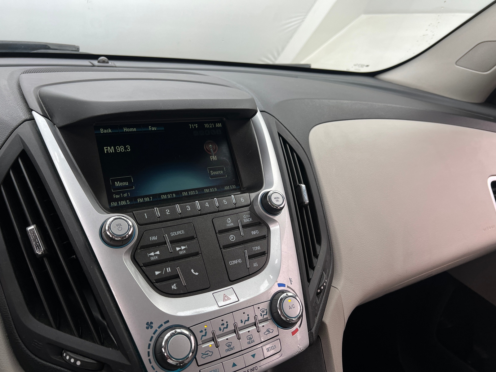 Thumbnail: 2016 Chevrolet Equinox - 4