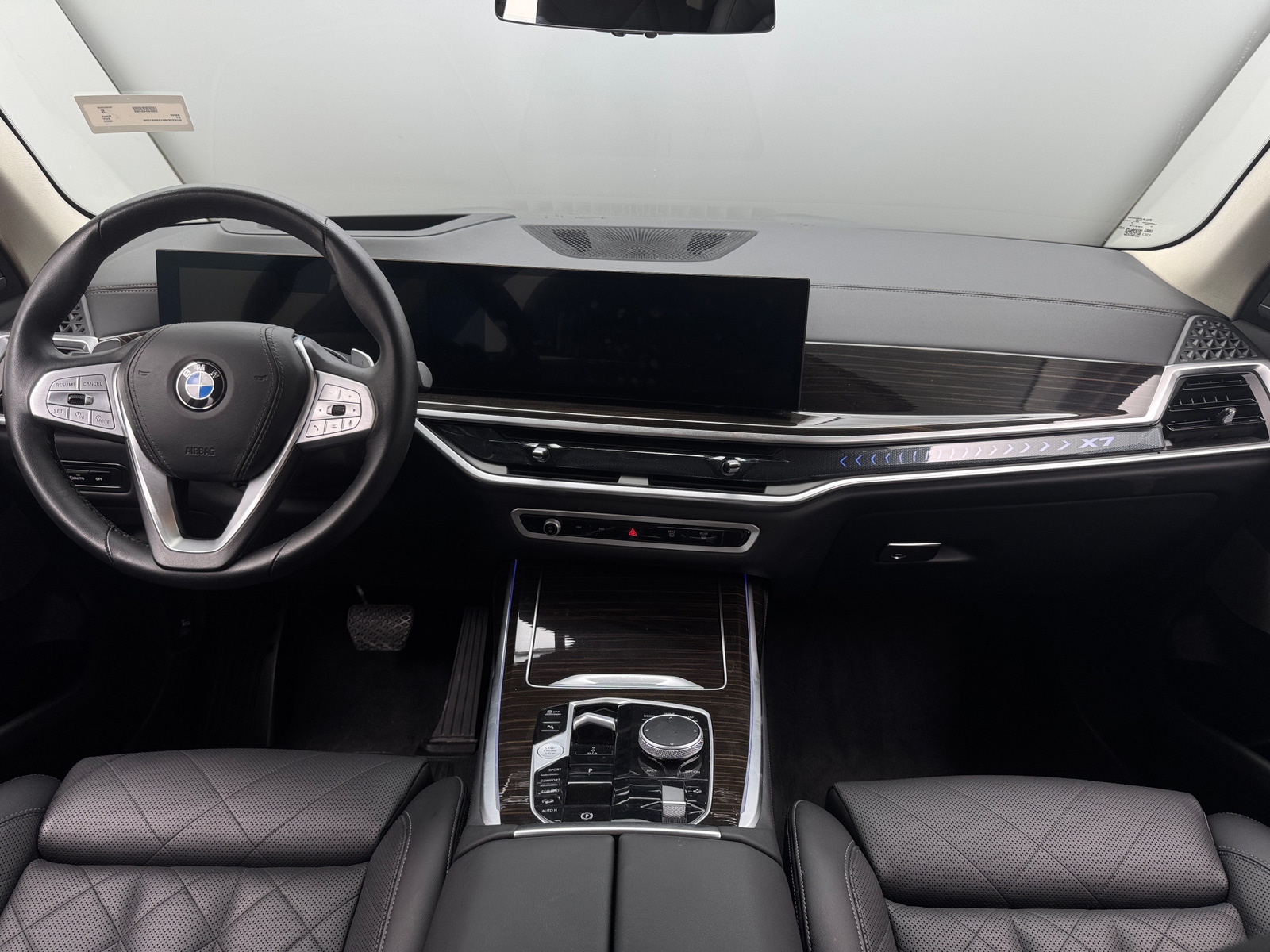 Thumbnail: 2025 BMW X7 - 2