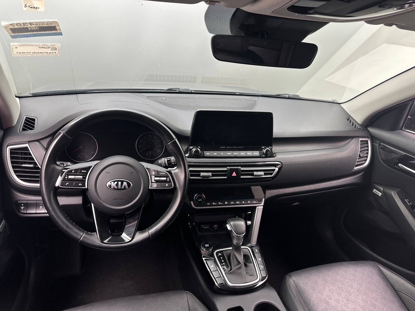 Thumbnail: 2021 Kia Seltos - 3