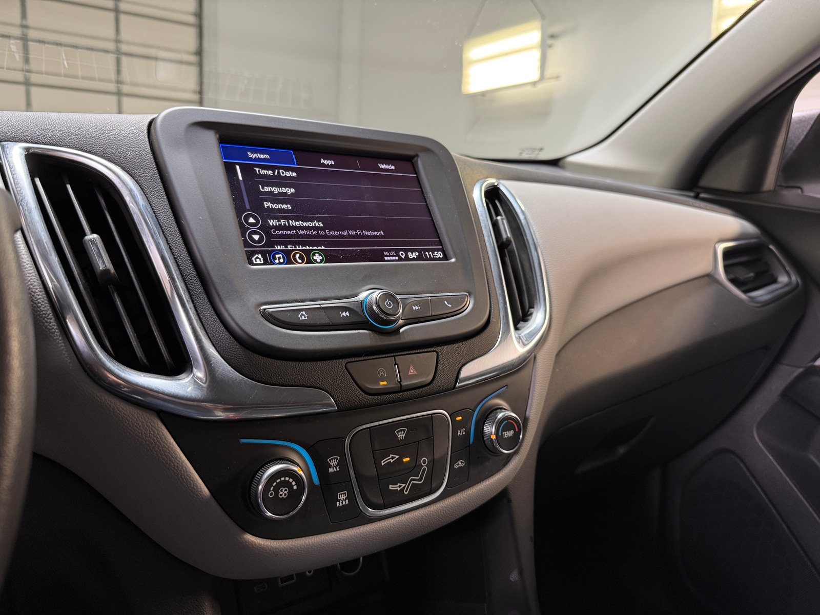 Thumbnail: 2024 Chevrolet Equinox - 4