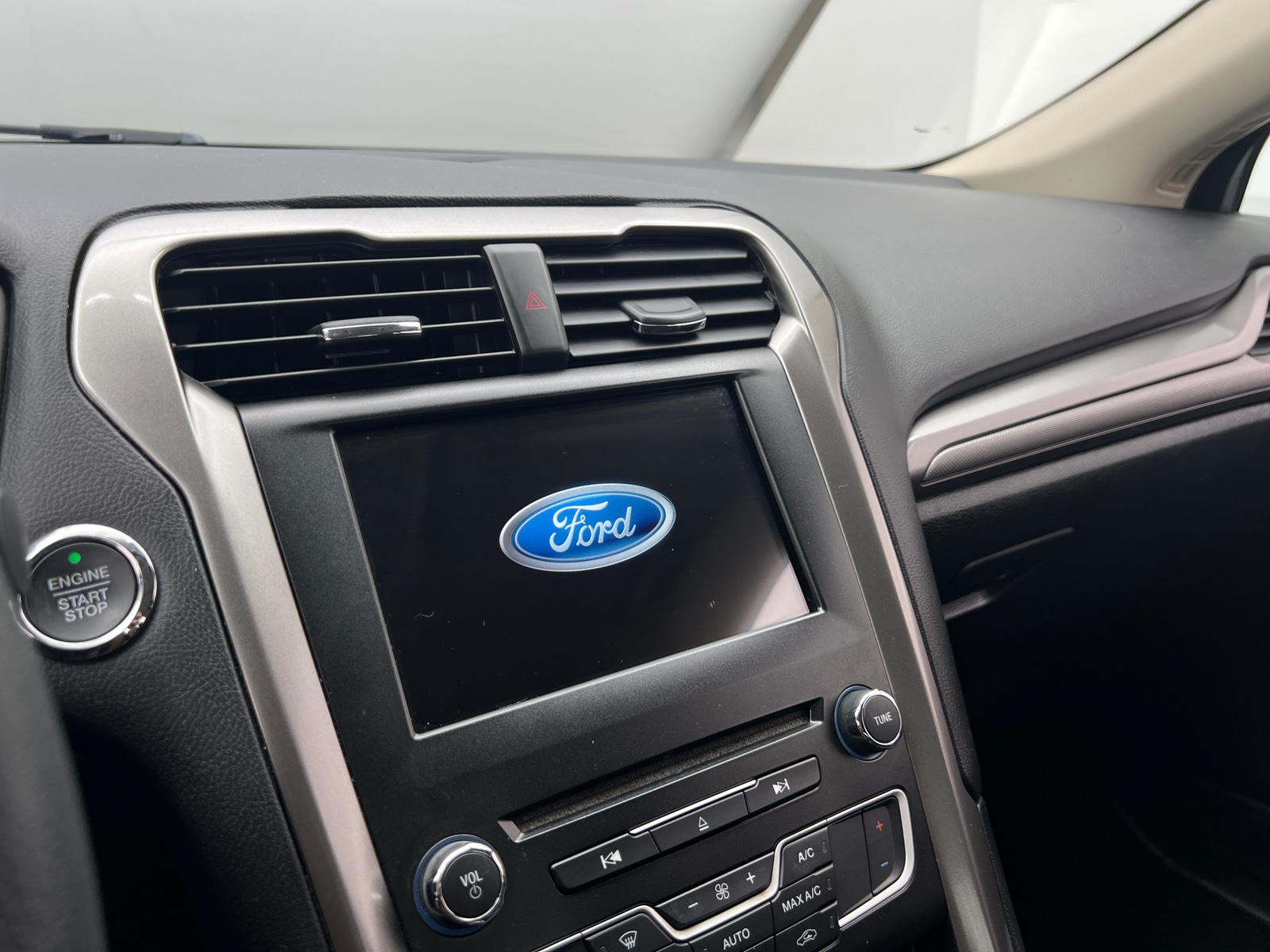 Thumbnail: 2018 Ford Fusion - 4