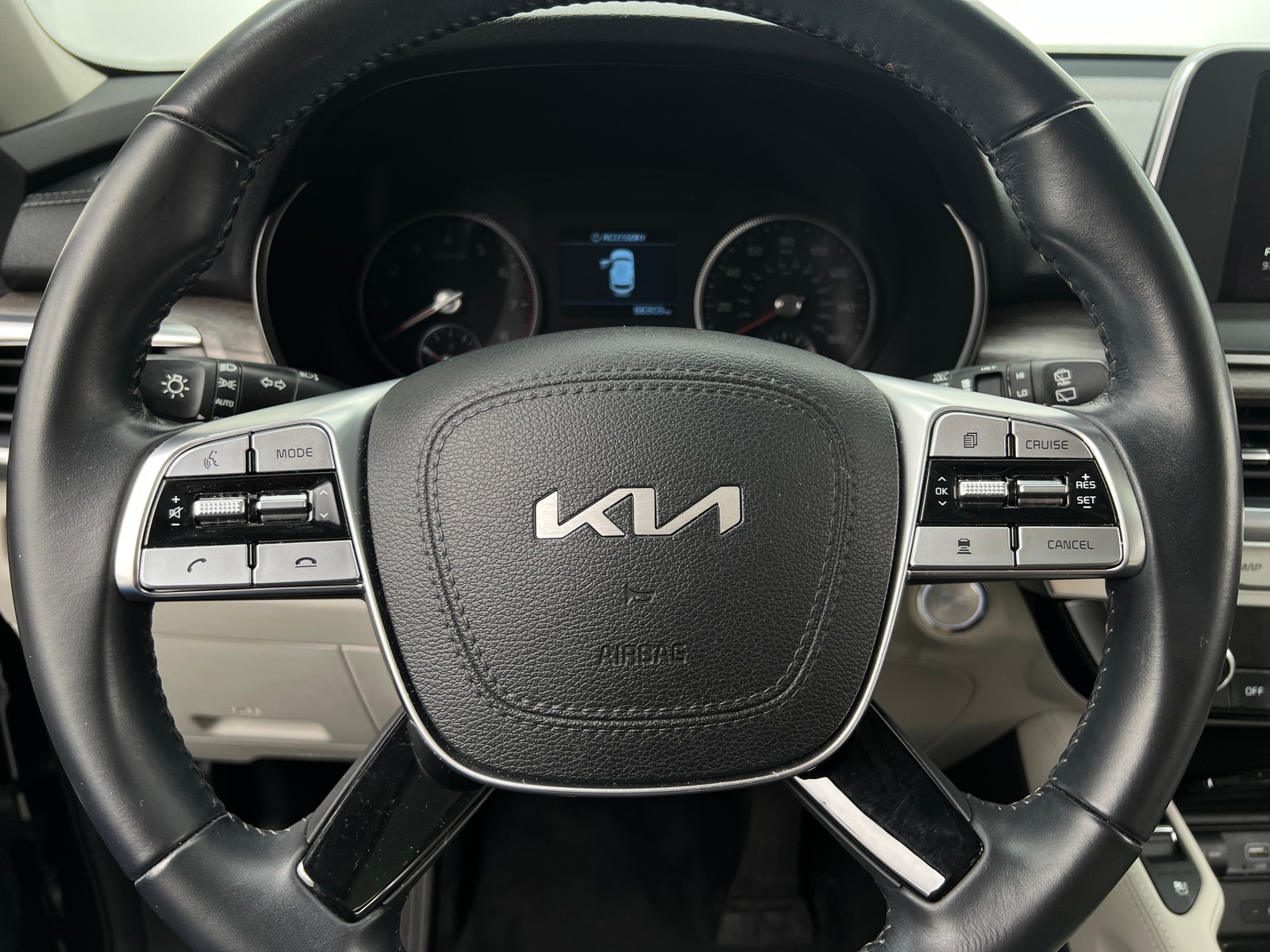 Thumbnail: 2022 Kia Telluride - 4