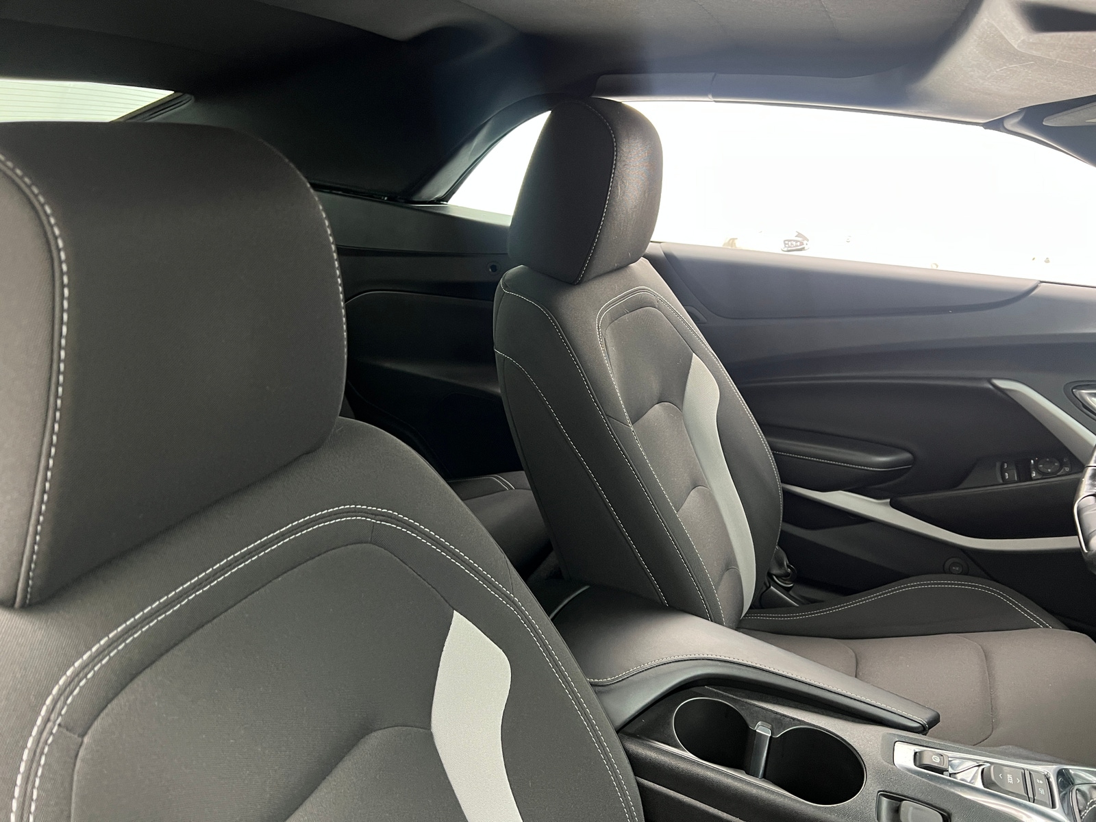 Thumbnail: 2018 Chevrolet Camaro - 2