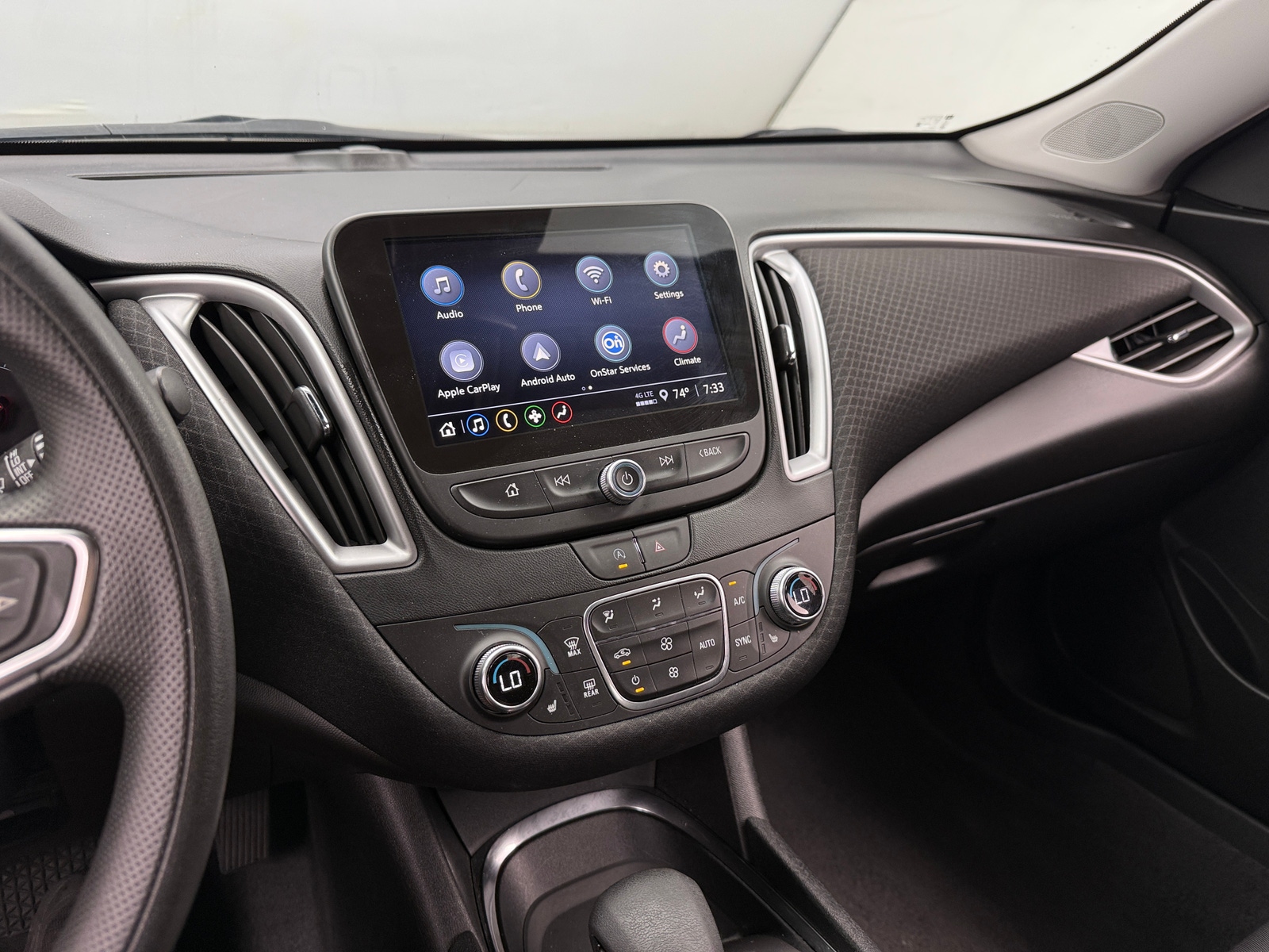 Thumbnail: 2024 Chevrolet Malibu - 4