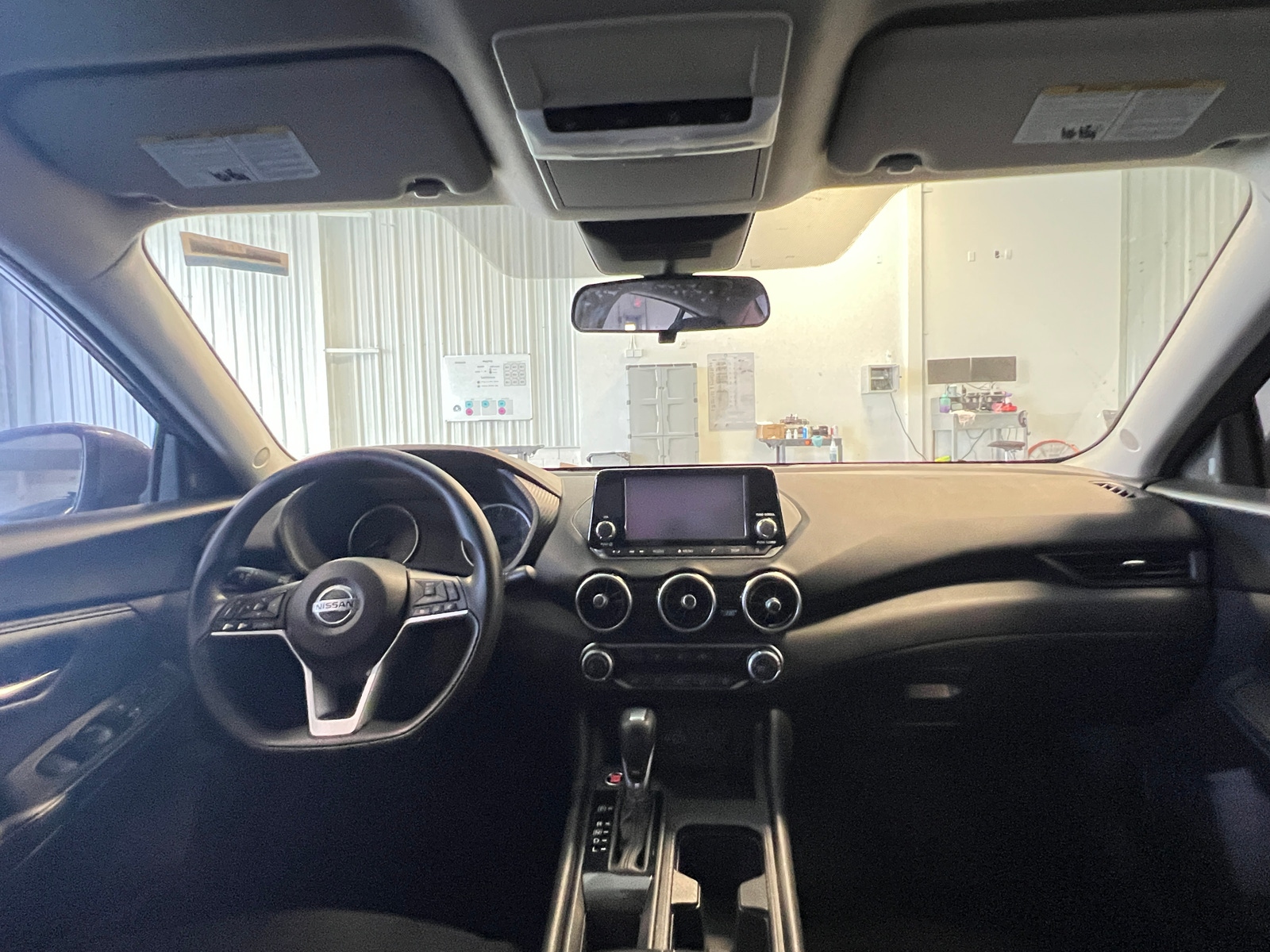 Thumbnail: 2023 Nissan Sentra - 3