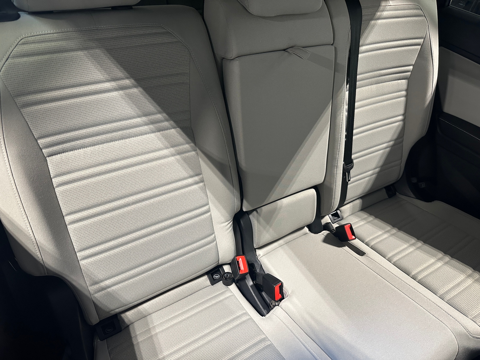 Thumbnail: 2023 Volkswagen Tiguan - 6