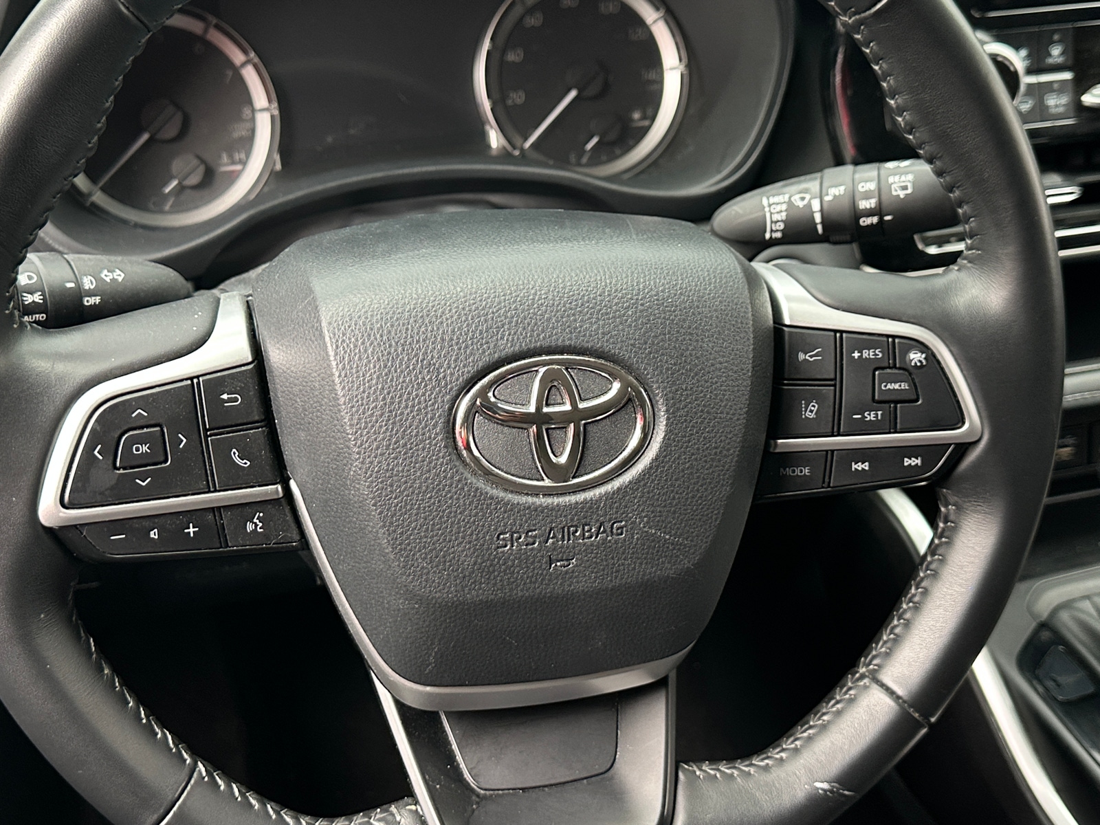 Thumbnail: 2024 Toyota Highlander - 5