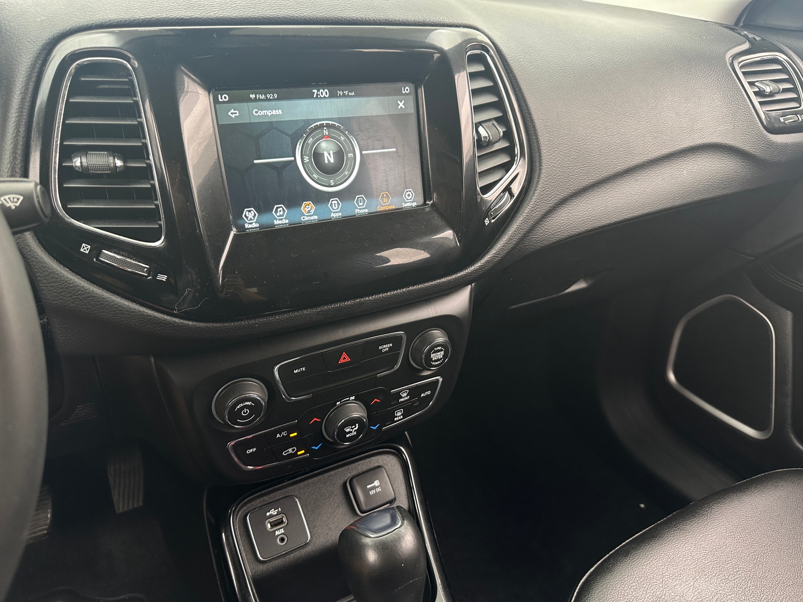 Thumbnail: 2021 Jeep Compass - 4