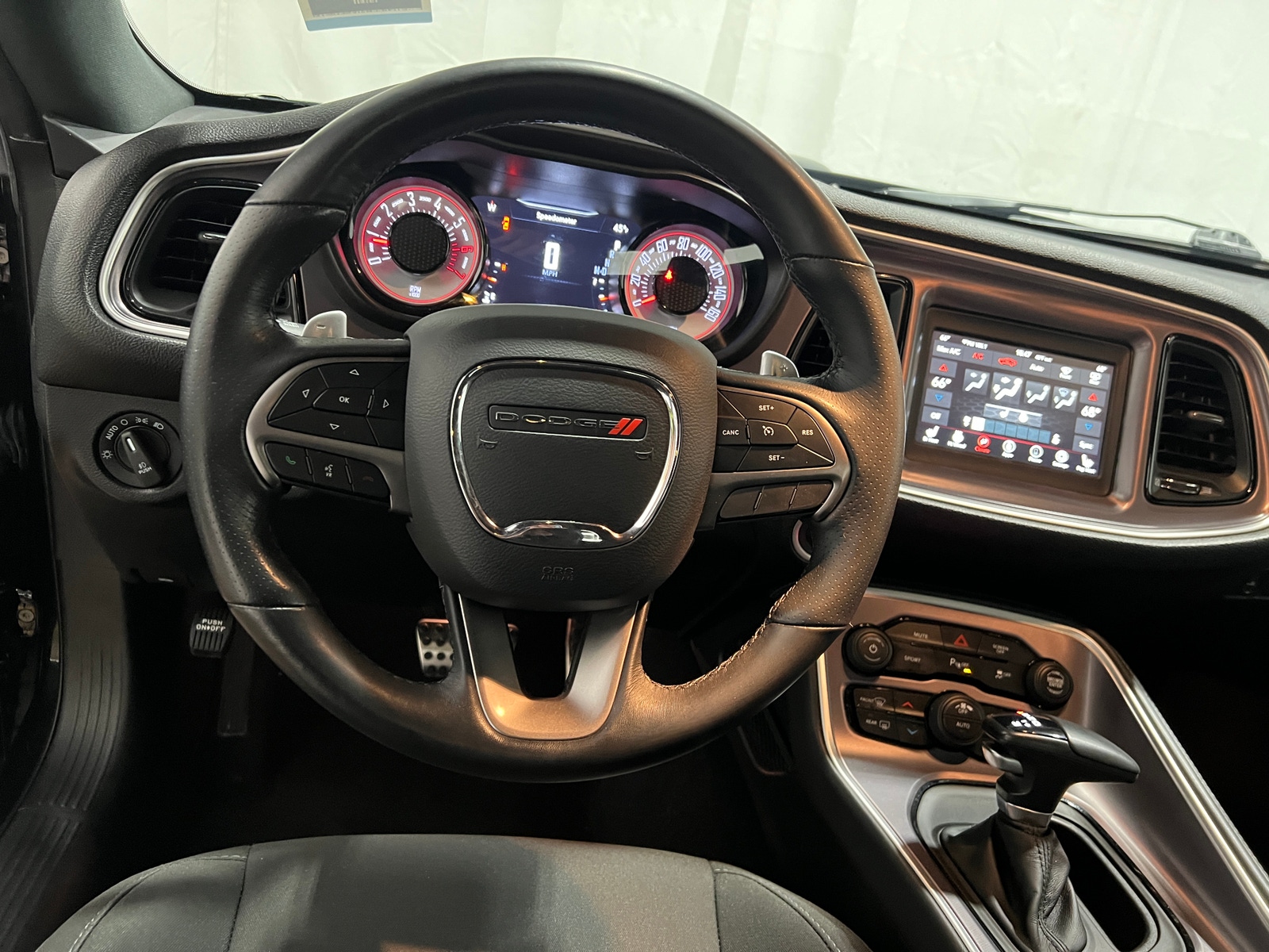 Thumbnail: 2019 Dodge Challenger - 4