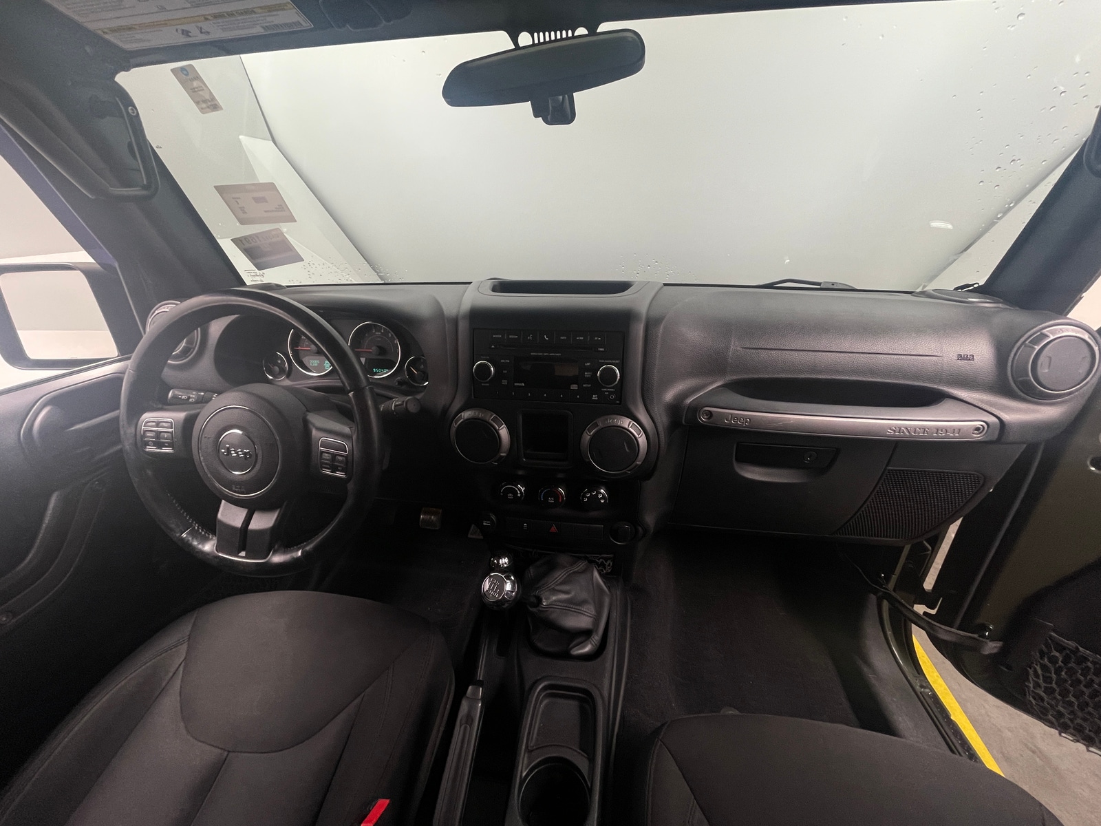 Thumbnail: 2015 Jeep Wrangler - 3