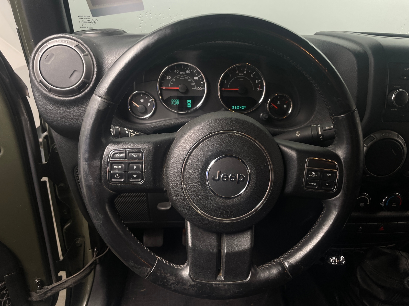 Thumbnail: 2015 Jeep Wrangler - 5
