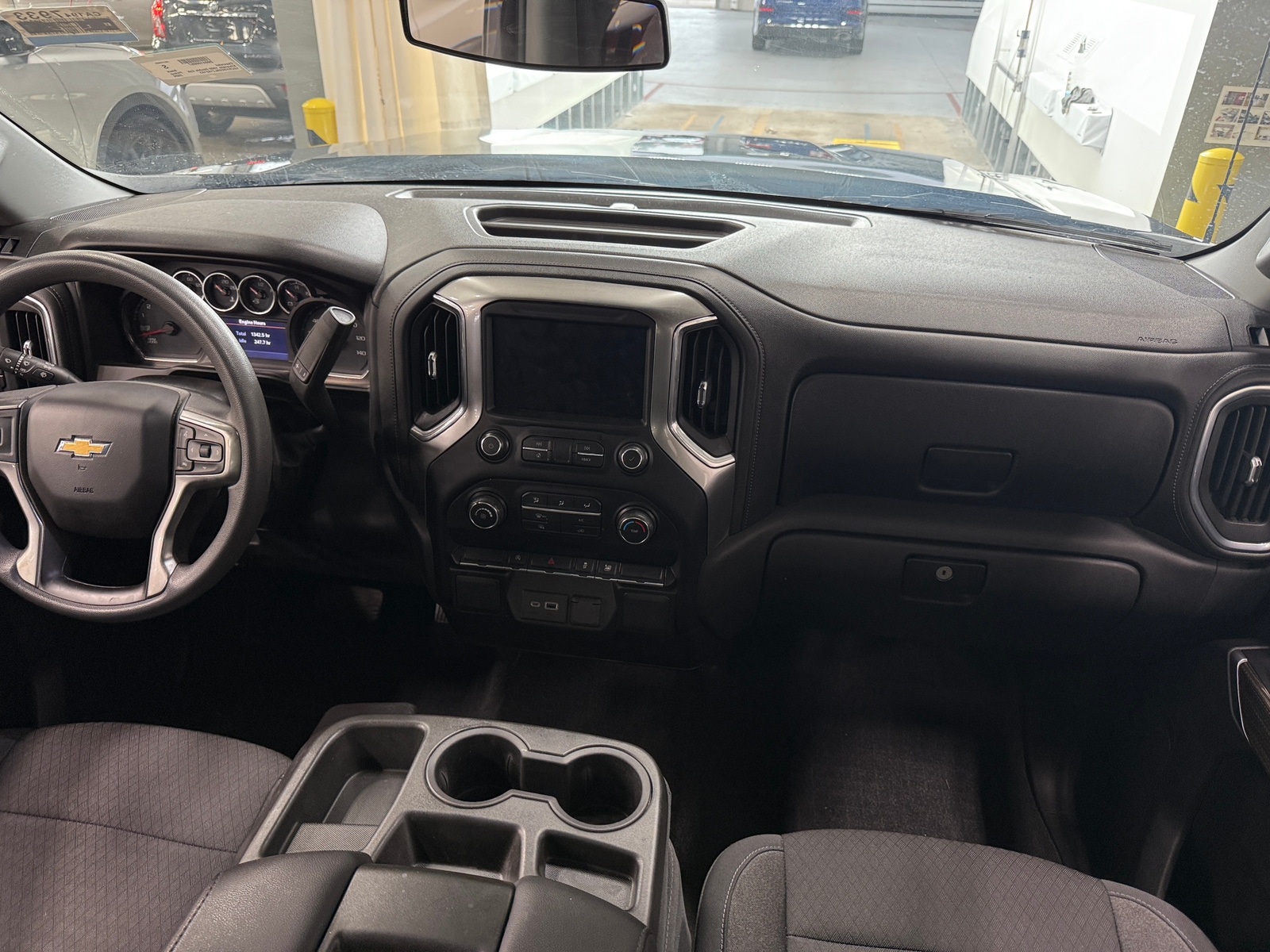 Thumbnail: 2020 Chevrolet Silverado 1500 - 3