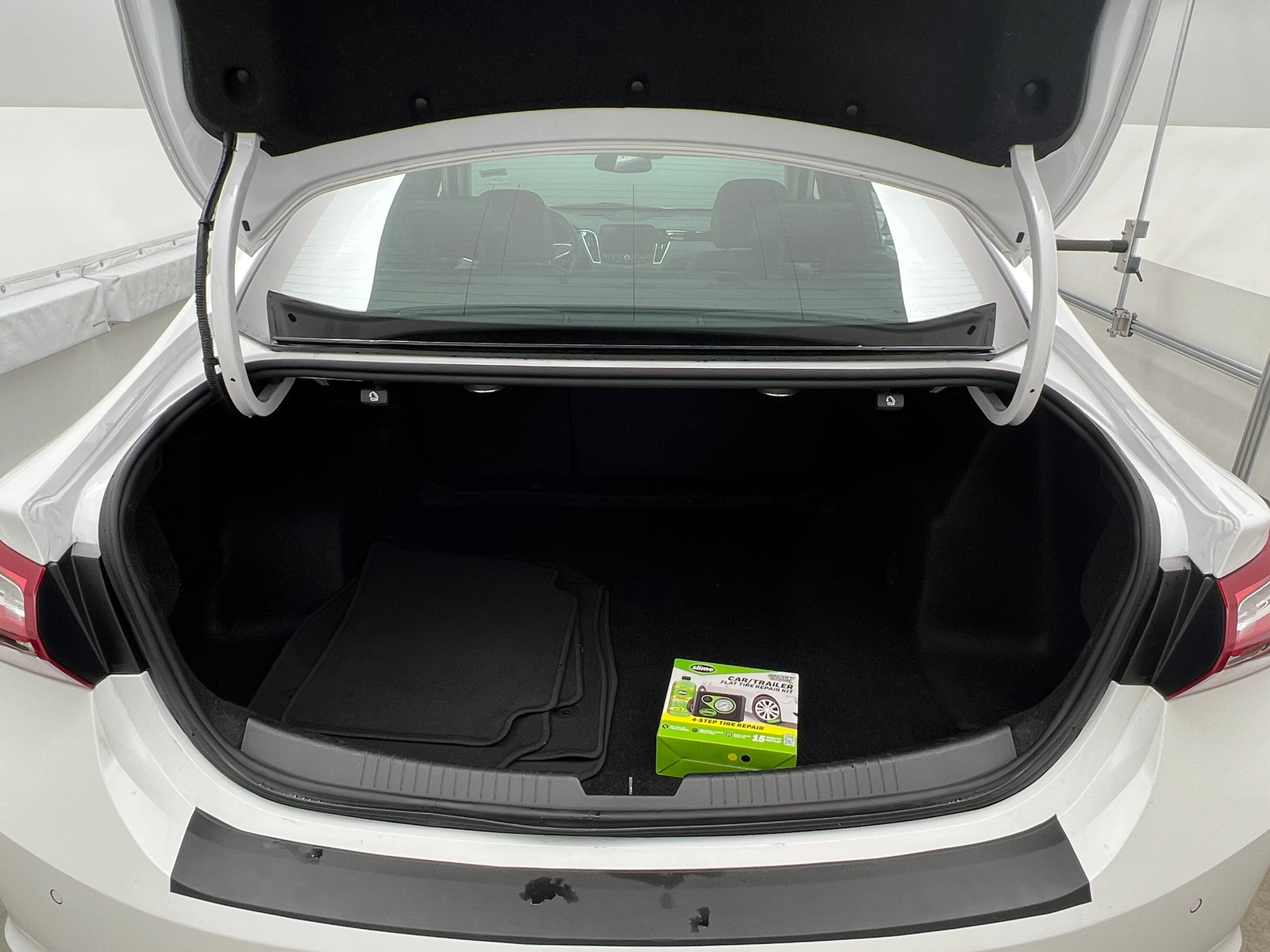 Thumbnail: 2024 Chevrolet Malibu - 7