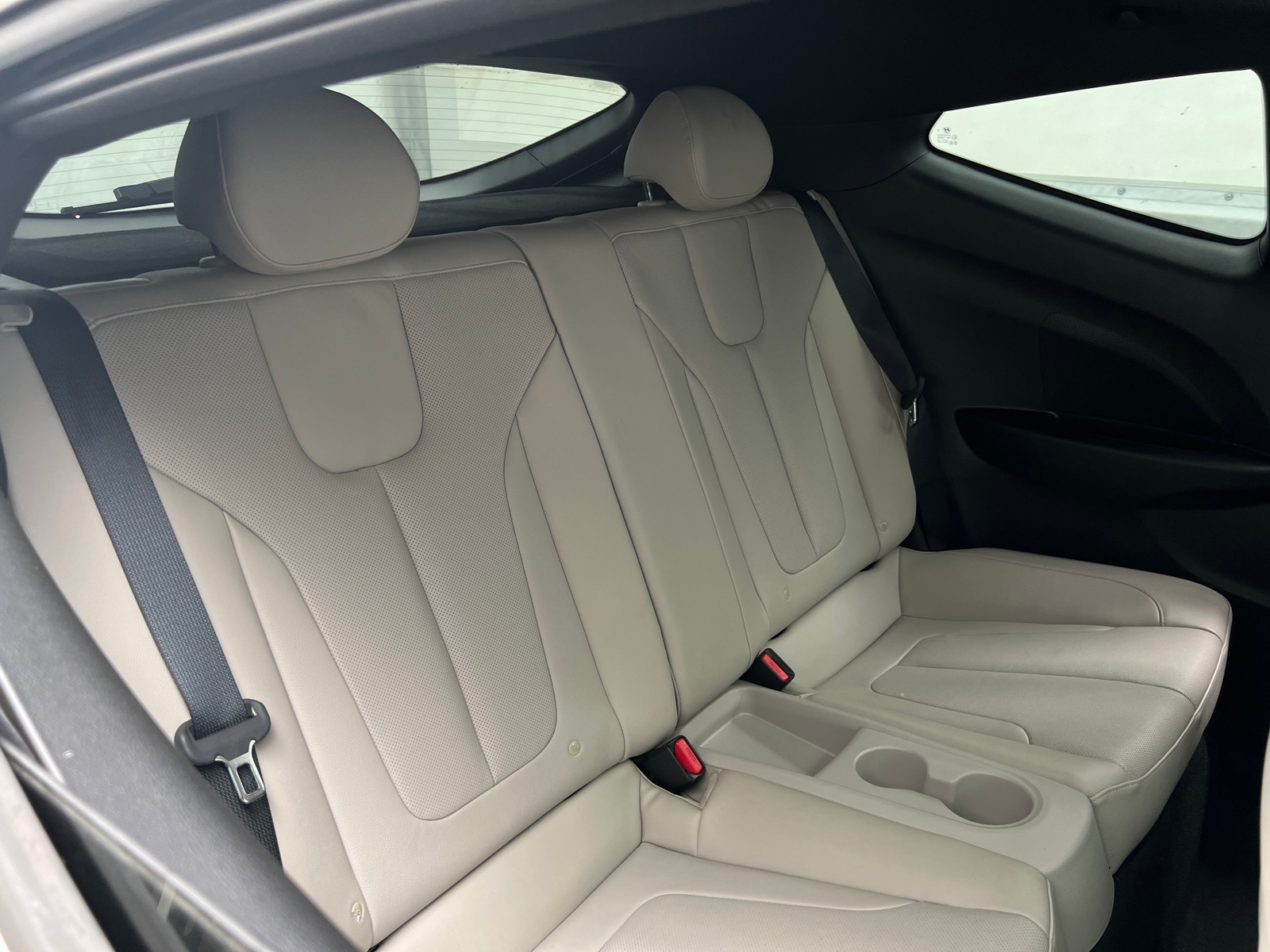 Thumbnail: 2019 Hyundai Veloster - 4